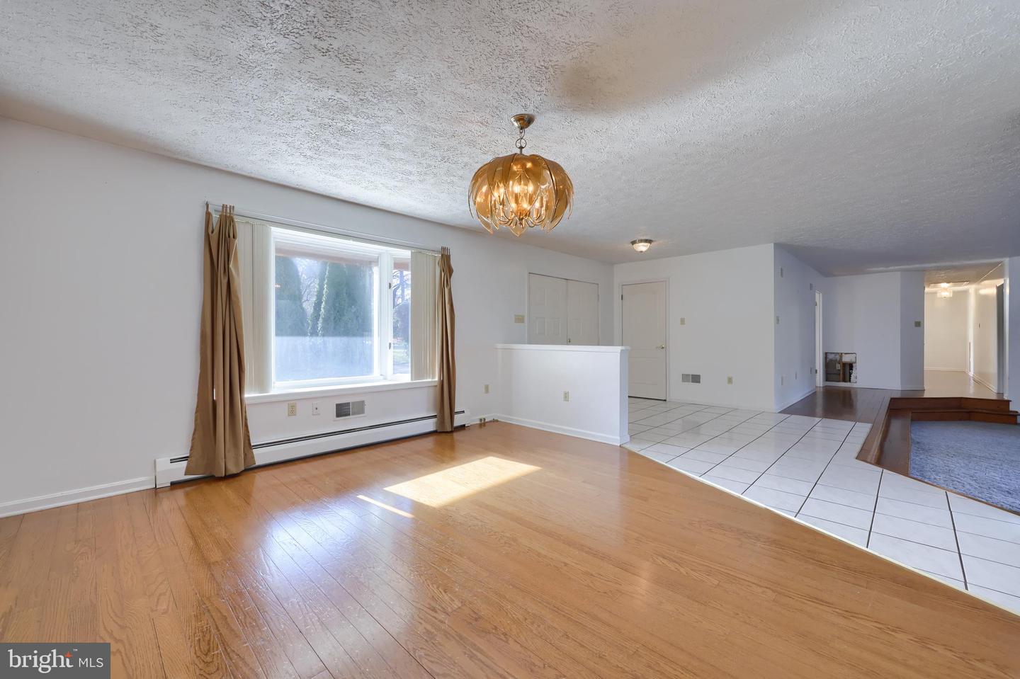 2505 Joppa Road, York, Pennsylvania, 17403, United States, 4 Bedrooms Bedrooms, ,2 BathroomsBathrooms,Residential,For Sale,2505 Joppa Road,1650904