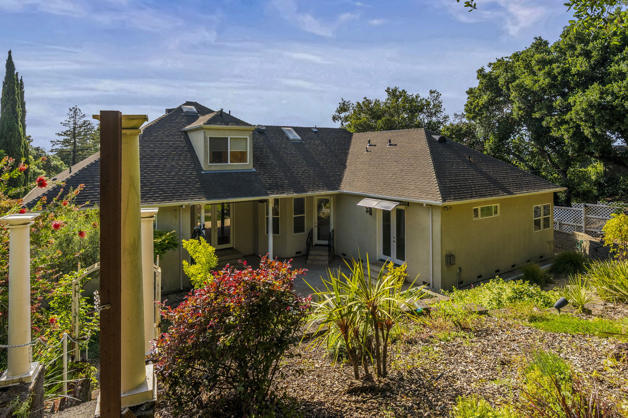  382 Lakeview Avenue Napa CA 94559 - 物件實景
