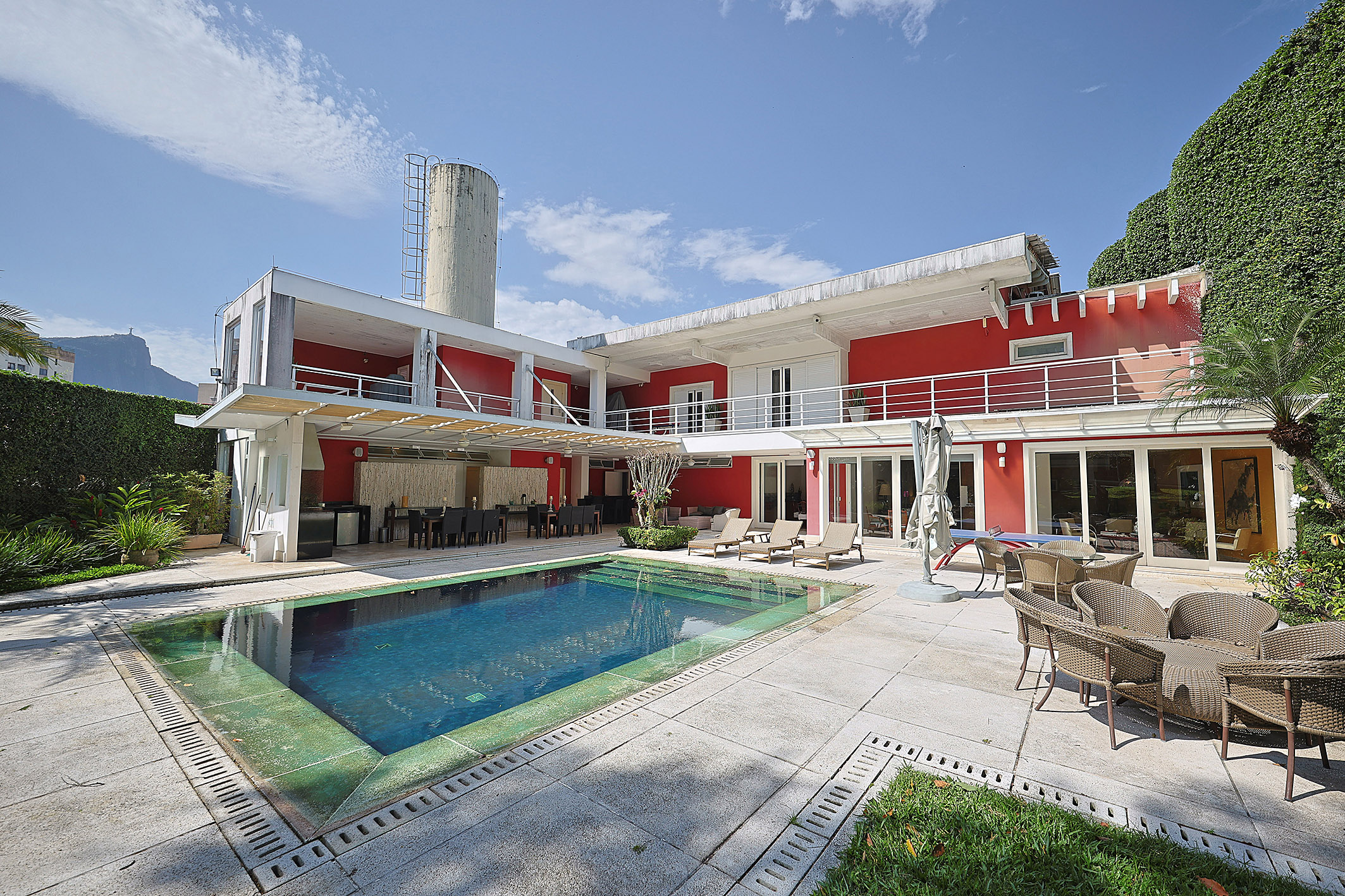  House with an Expansive Lot and Privacy in Jardim Pernambuco - 物件實景