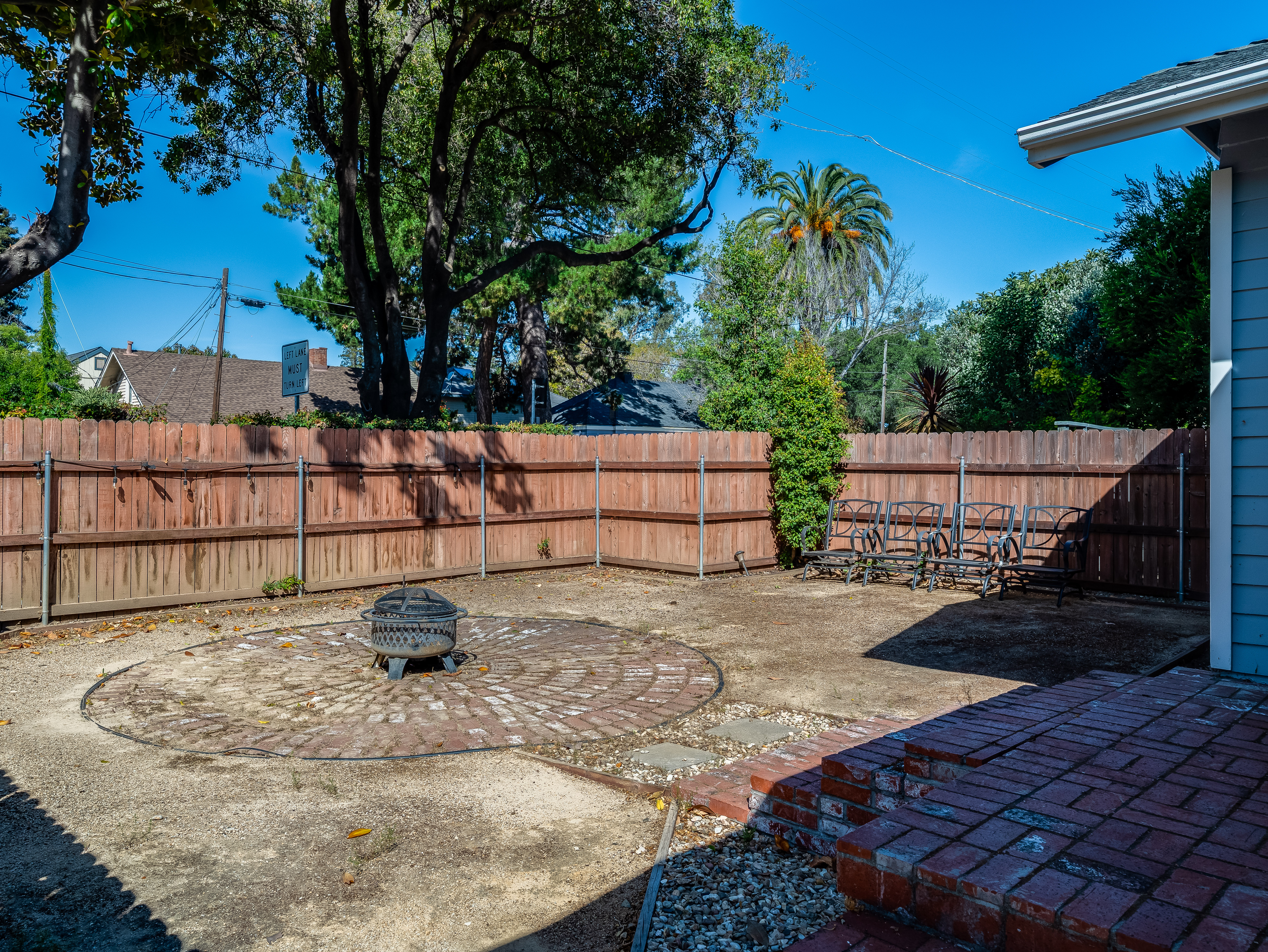  Great Triplex Opportunity - 物件實景