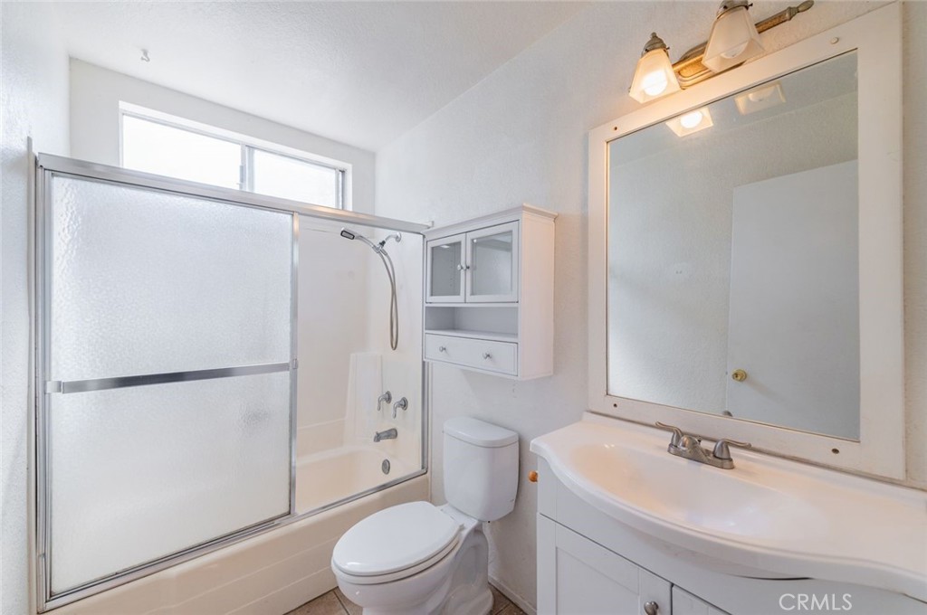 West Covina, California, 91792, United States, 3 Bedrooms Bedrooms, ,2 BathroomsBathrooms,Residential,For Sale,2031940