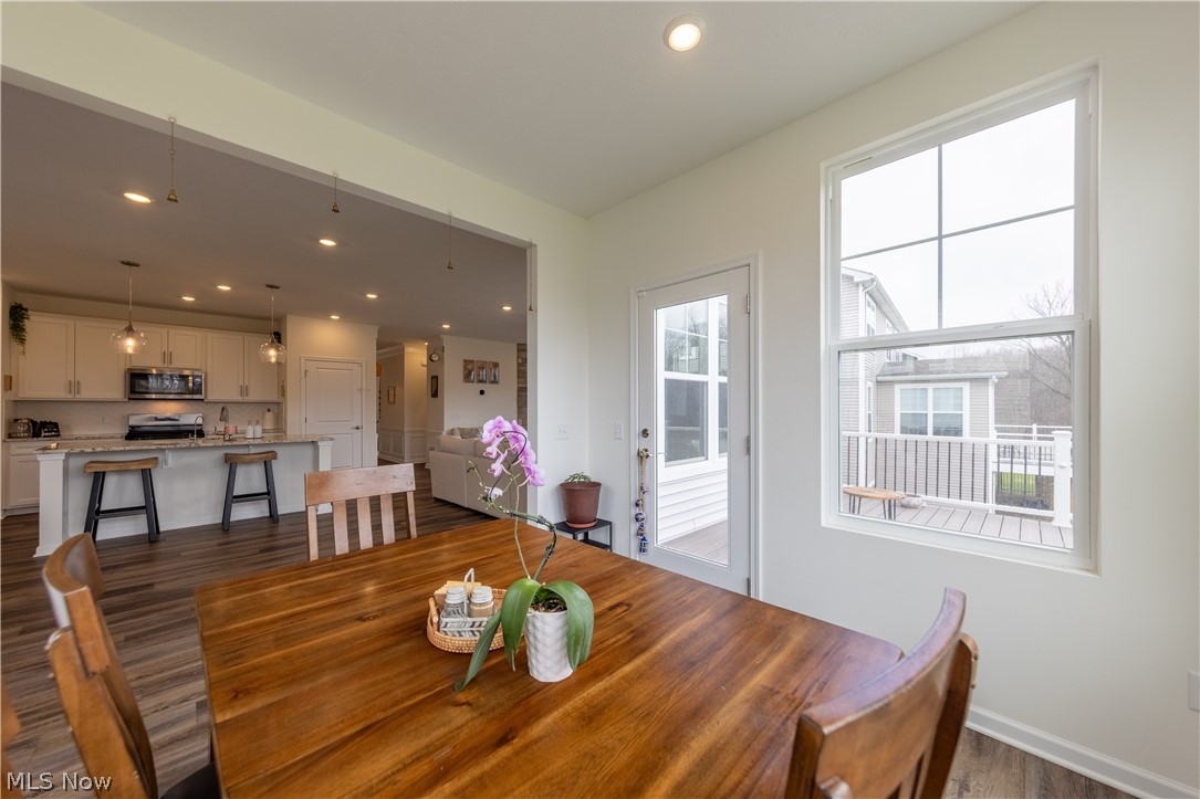 Aurora, Ohio, 44202, United States, 3 Bedrooms Bedrooms, ,3 BathroomsBathrooms,Residential,For Sale,2030773