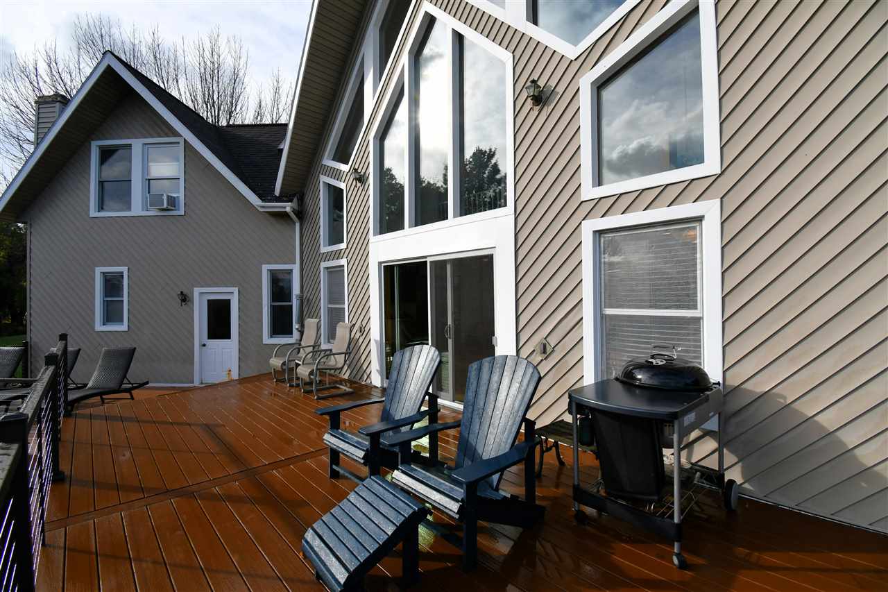 Charlevoix, Michigan, 49720, United States, 4 Bedrooms Bedrooms, ,3 BathroomsBathrooms,Residential,For Sale,1995893