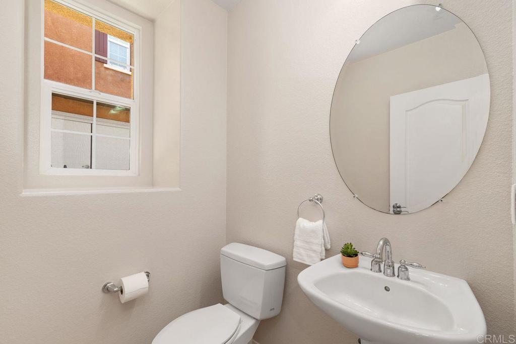 San Diego, California, 92130, United States, 3 Bedrooms Bedrooms, ,3 BathroomsBathrooms,Residential,For Sale,1885415