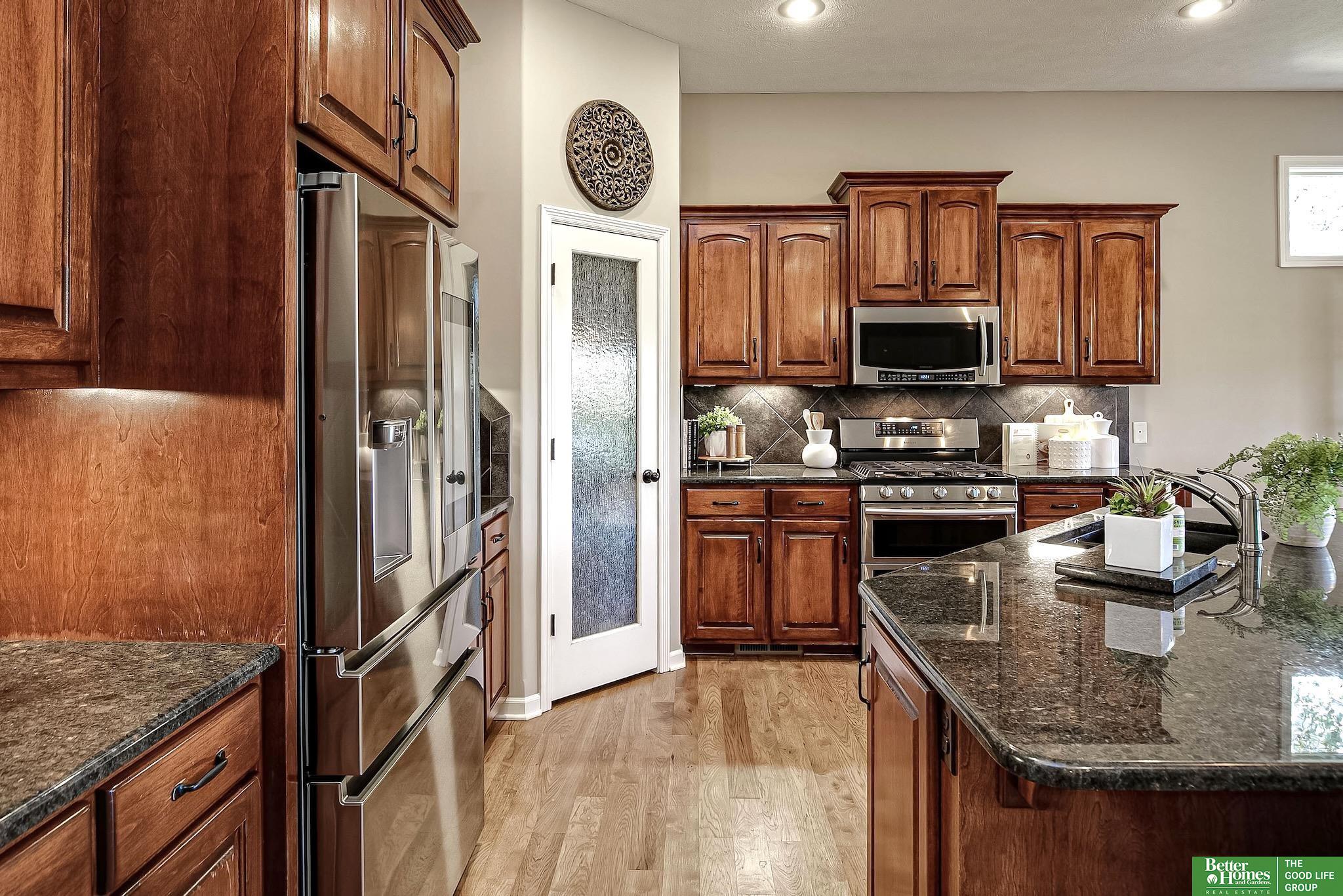 Pasadena Cir, Omaha, NE 68130 #1