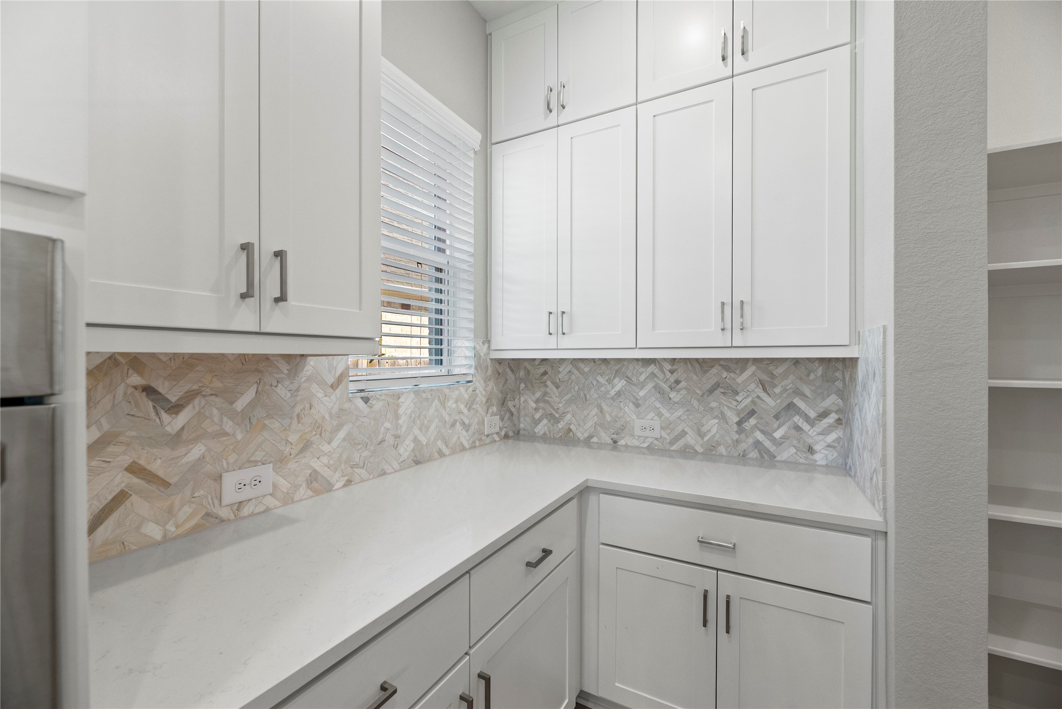 Katy, Texas, 77493, United States, 4 Bedrooms Bedrooms, ,3 BathroomsBathrooms,Residential,For Sale,1988106