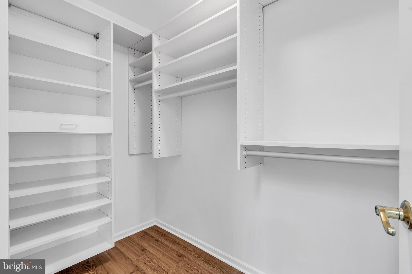 Princeton Junction, New Jersey, 08550, United States, 4 Bedrooms Bedrooms, ,4 BathroomsBathrooms,Residential,For Sale,2003201