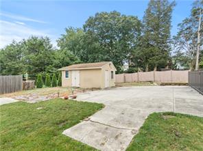Bristol, Rhode Island, 02809, United States, 5 Bedrooms Bedrooms, ,5 BathroomsBathrooms,Residential,For Sale,1922000