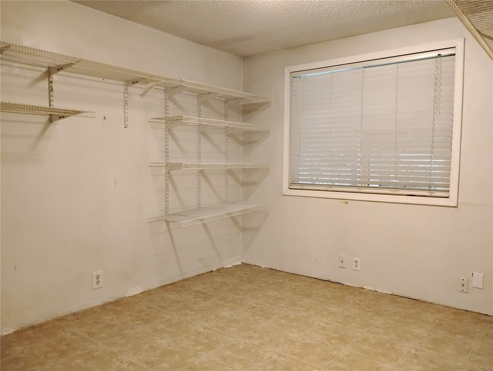 Graham, Washington, 98338, United States, 3 Bedrooms Bedrooms, ,2 BathroomsBathrooms,Residential,For Sale,2008534