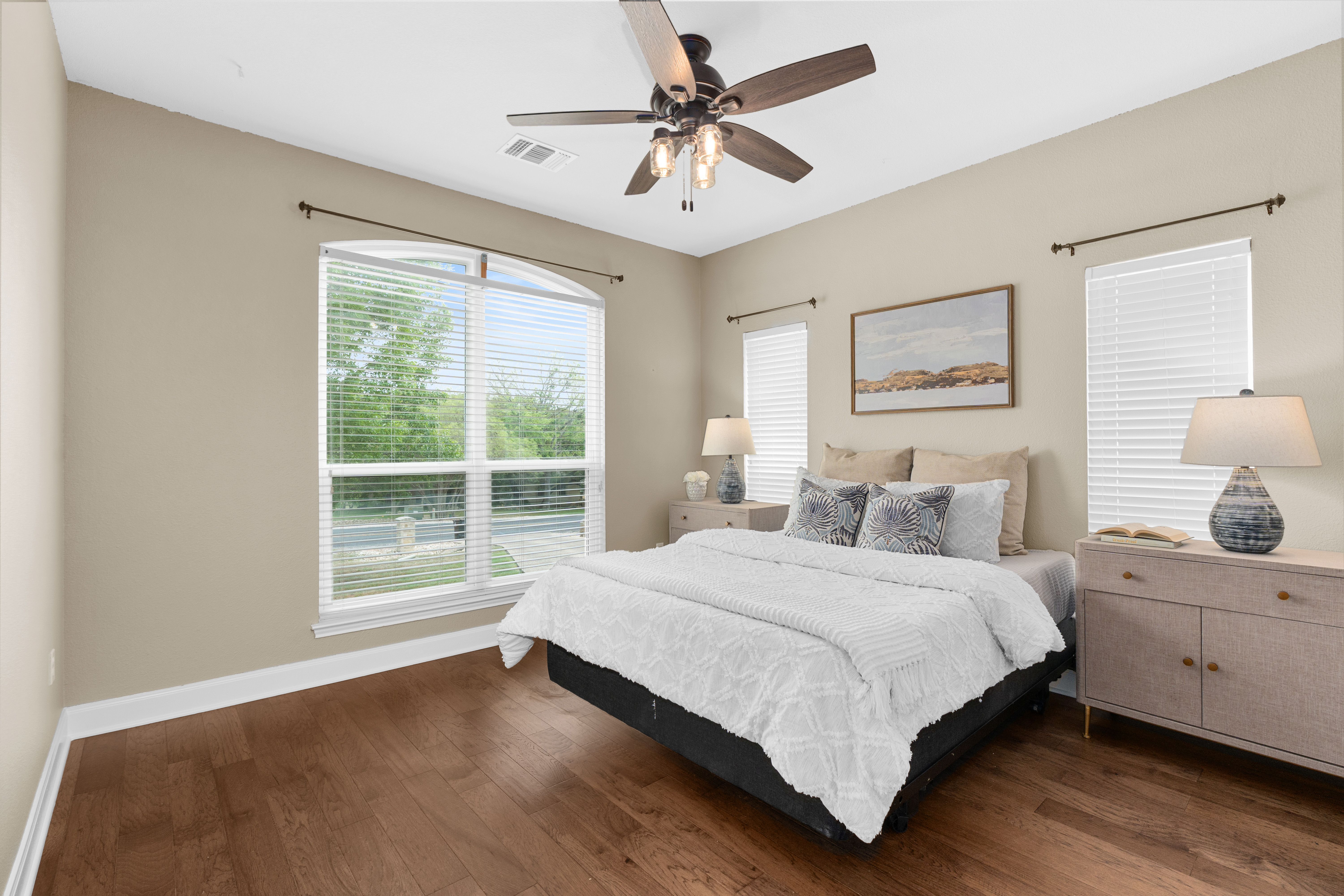  Blending Timeless Character And Modern Refinement - 物件實景