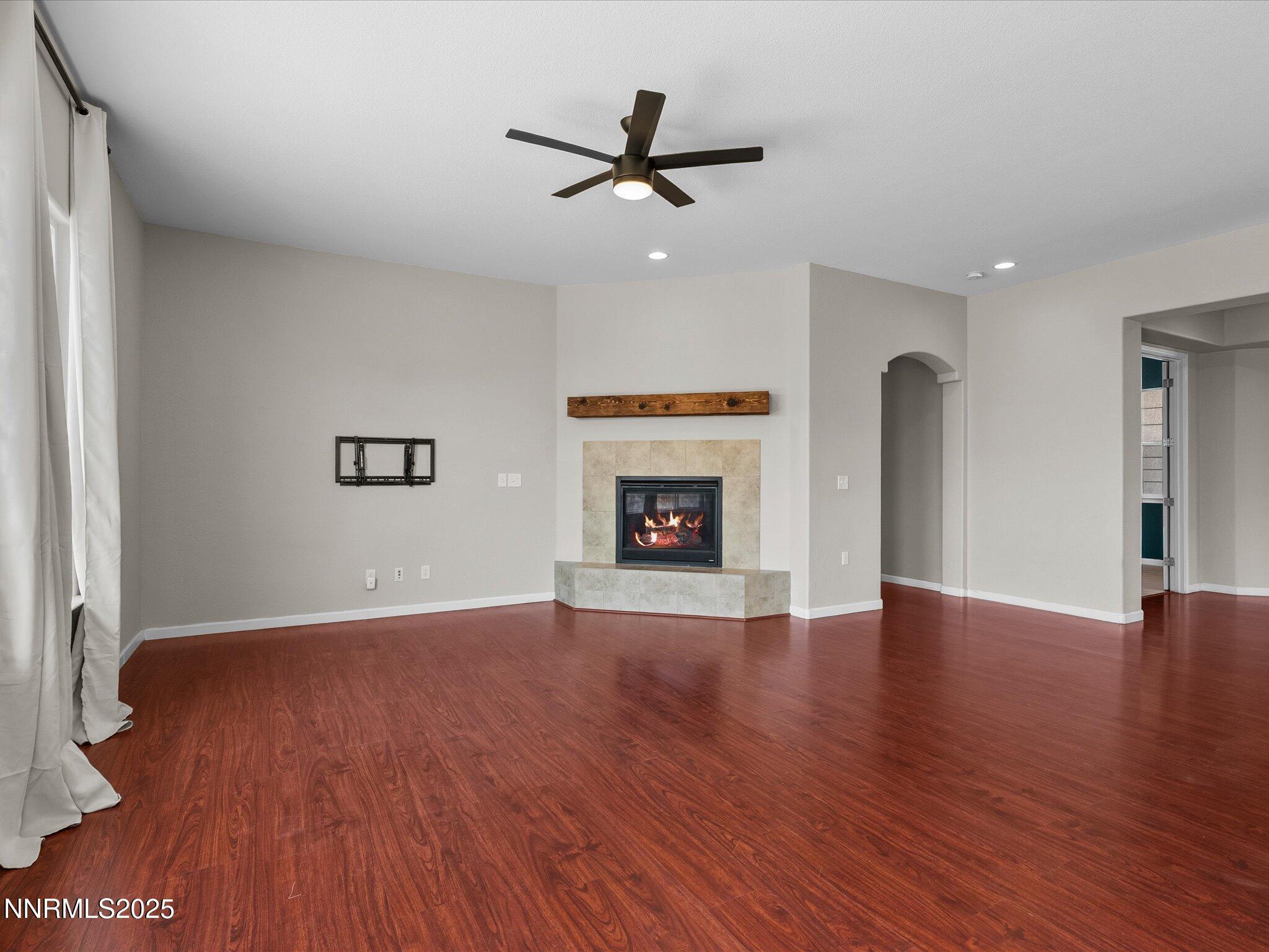 Dayton, Nevada, 89403, United States, 3 Bedrooms Bedrooms, ,2 BathroomsBathrooms,Residential,For Sale,1848243