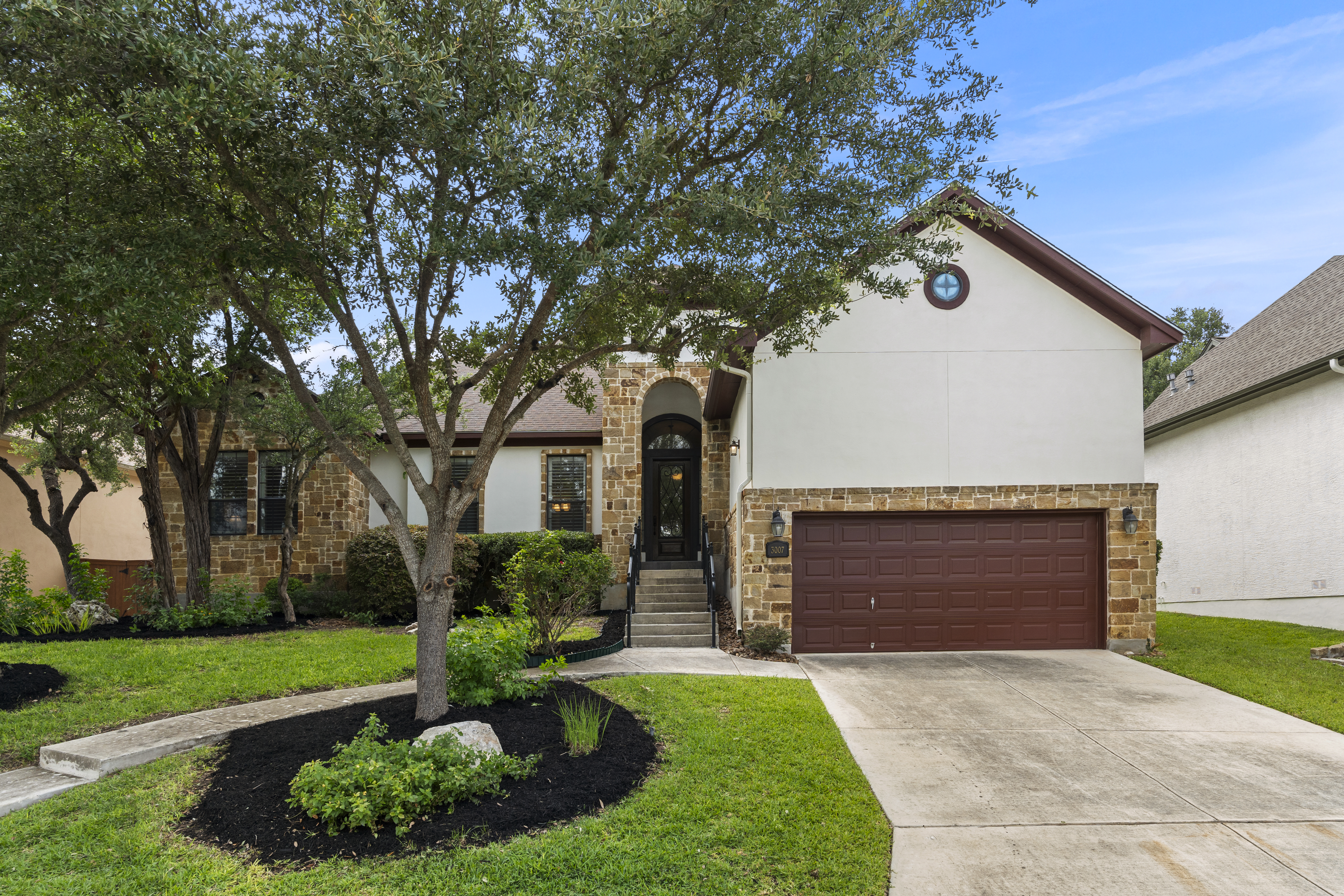  Remodeled Estate Living in Rogers Ranch - 物件實景