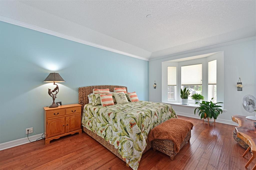 Bradenton, Florida, 34212, United States, 3 Bedrooms Bedrooms, ,2 BathroomsBathrooms,Residential,For Sale,1906883