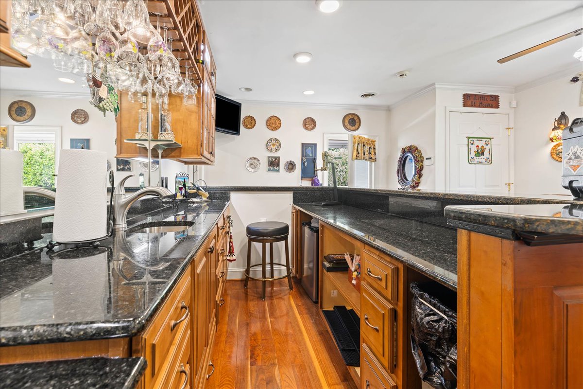 Chester, Virginia, 23831, United States, 5 Bedrooms Bedrooms, ,4 BathroomsBathrooms,Residential,For Sale,1889514