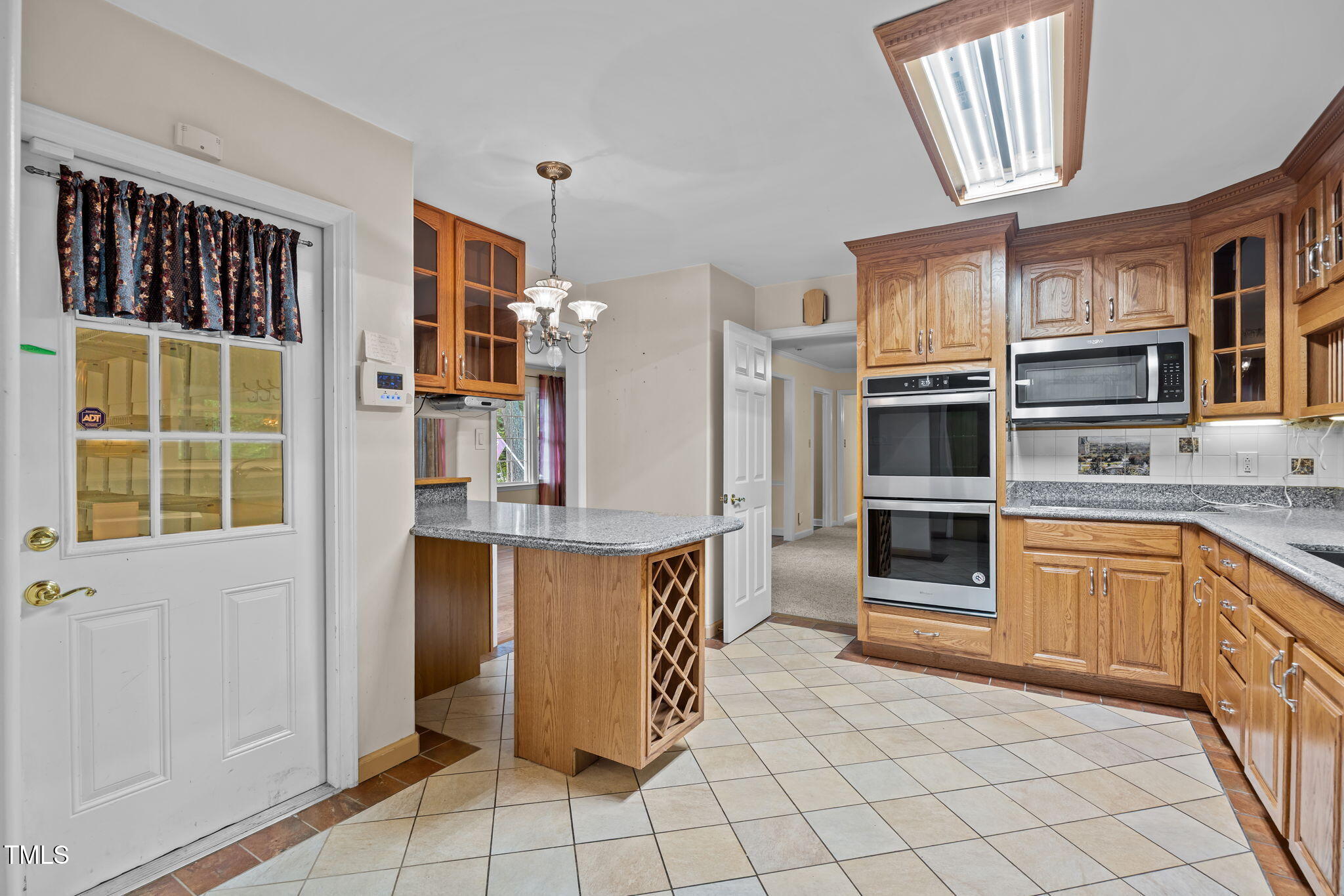 Raleigh, North Carolina, 27609, United States, 3 Bedrooms Bedrooms, ,2 BathroomsBathrooms,Residential,For Sale,1911441