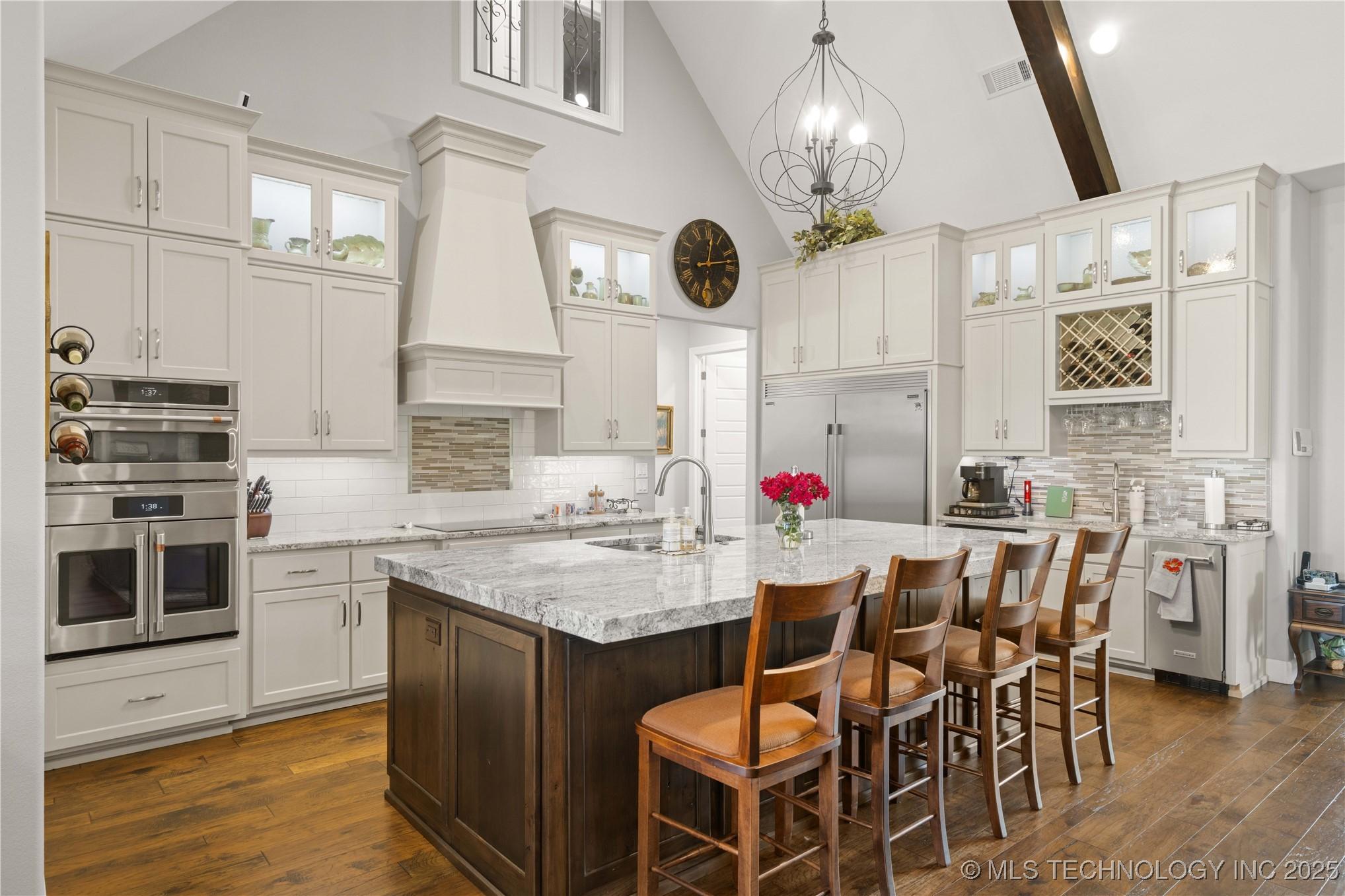 Fort Gibson, Oklahoma, 74434, United States, 4 Bedrooms Bedrooms, ,4 BathroomsBathrooms,Residential,For Sale,2005878