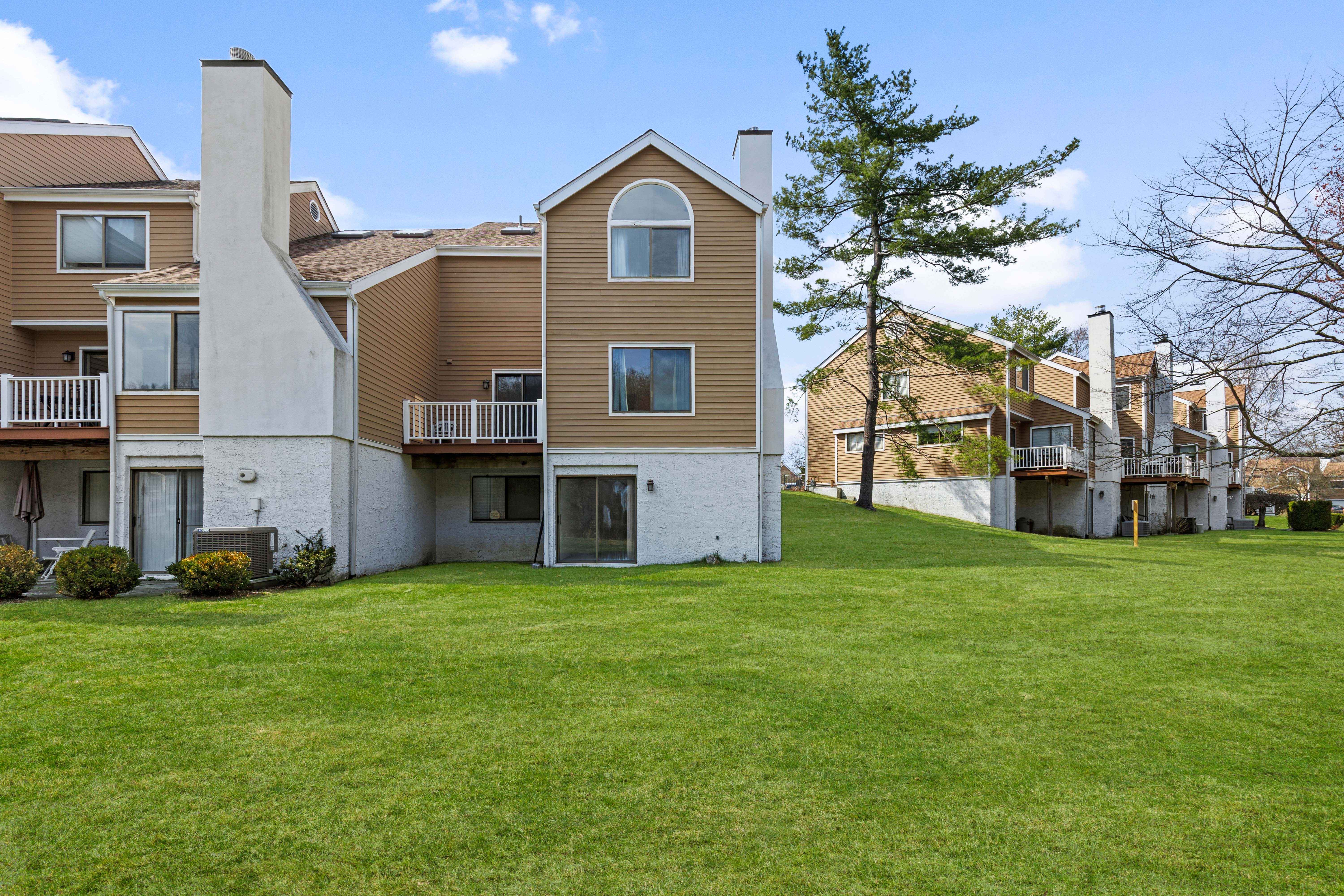  88 Farm Lake Crescent Road - 物件實景