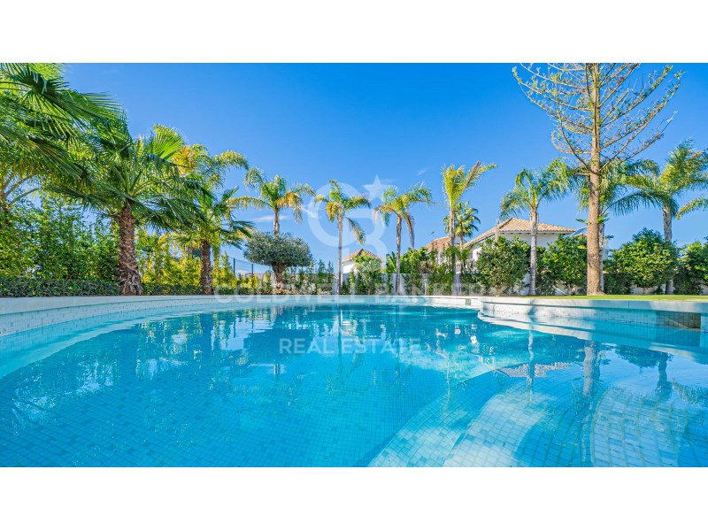 Marbella, Andalusia, ES, 6 Bedrooms Bedrooms, ,6 BathroomsBathrooms,Residential,For Sale,1898329