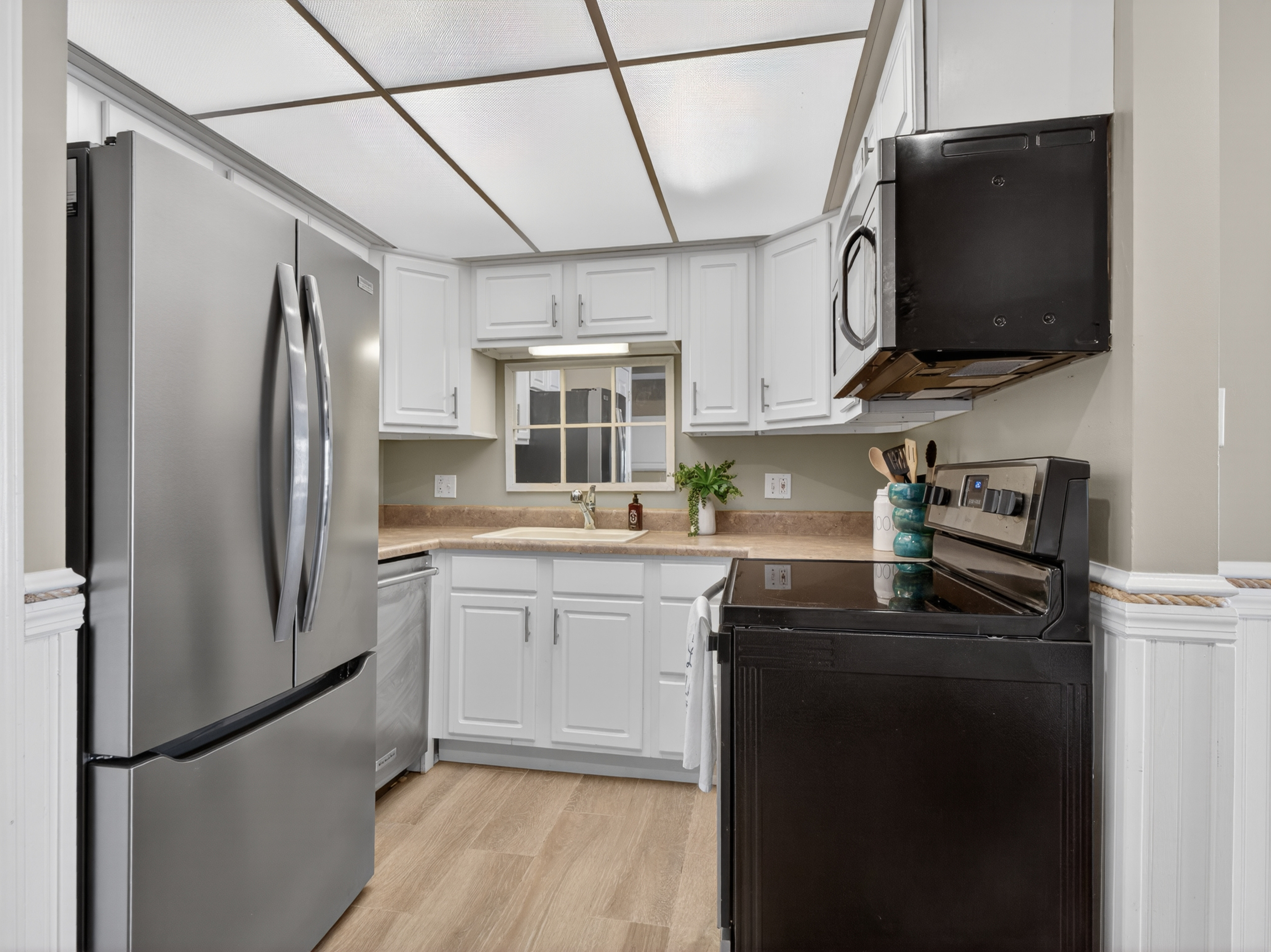  Easy, Breezy Condo Living on Indiana