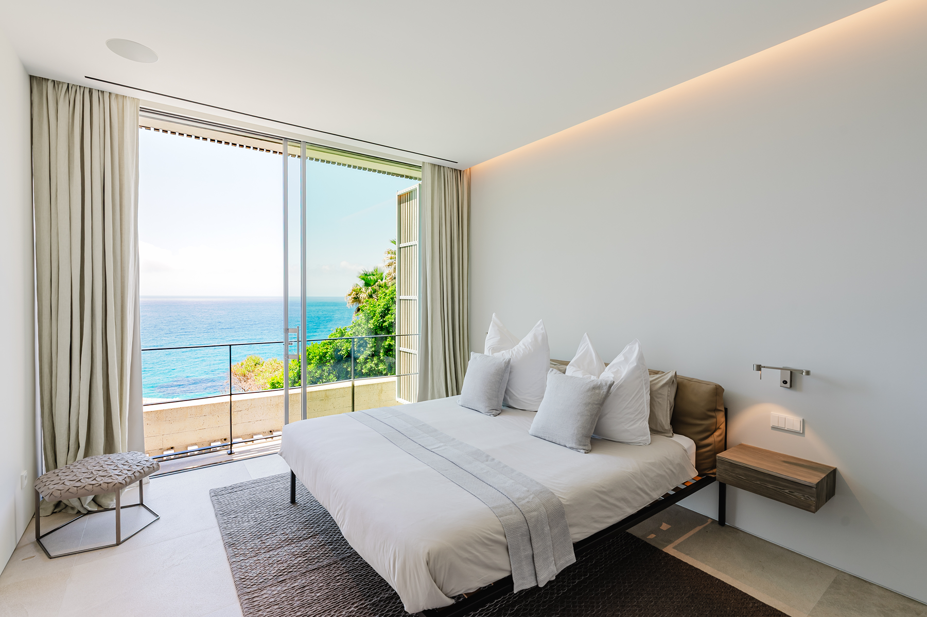  Villa in Cala Llamp with sea view, infinity pool, and spa area - 物件實景