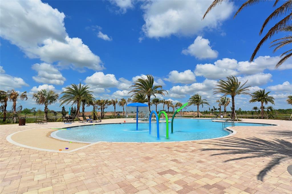 Lakewood Ranch, Florida, 34202, United States, 3 Bedrooms Bedrooms, ,3 BathroomsBathrooms,Residential,For Sale,1942329