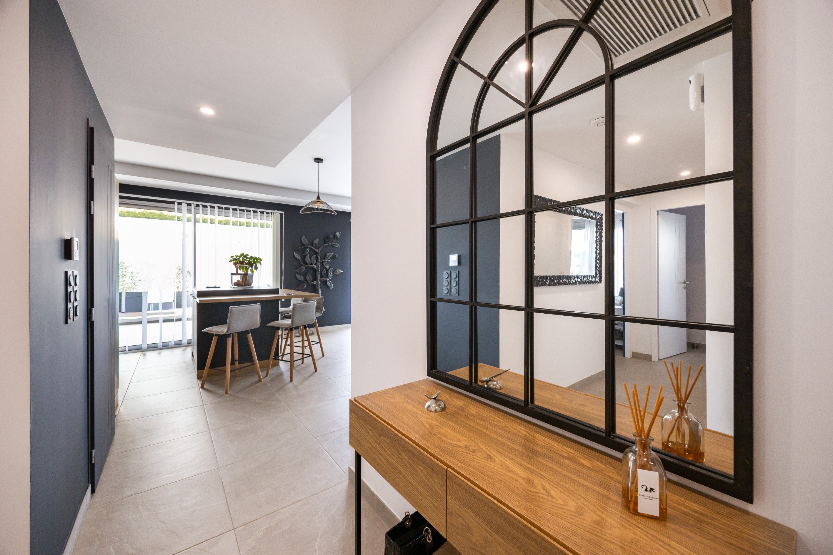 Contemporary Apartment with Exceptional 160 m² Terrace - 物件實景