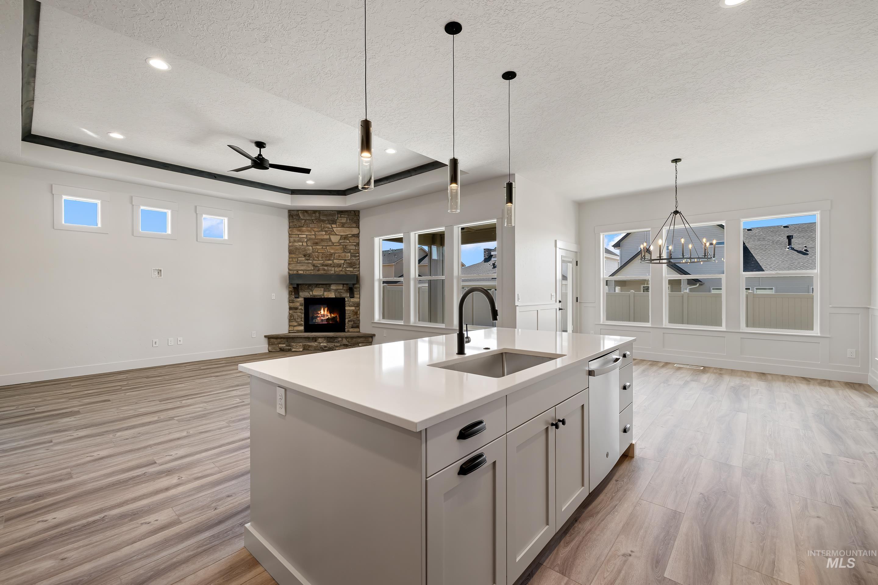 Boise, Idaho, 83716, United States, 3 Bedrooms Bedrooms, ,Residential,For Sale,1919995