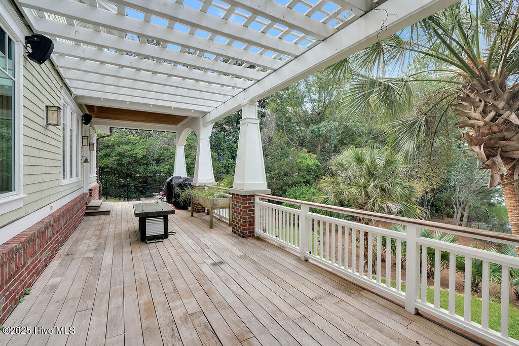 Wilmington, North Carolina, 28411, United States, 5 Bedrooms Bedrooms, ,5 BathroomsBathrooms,Residential,For Sale,1940962