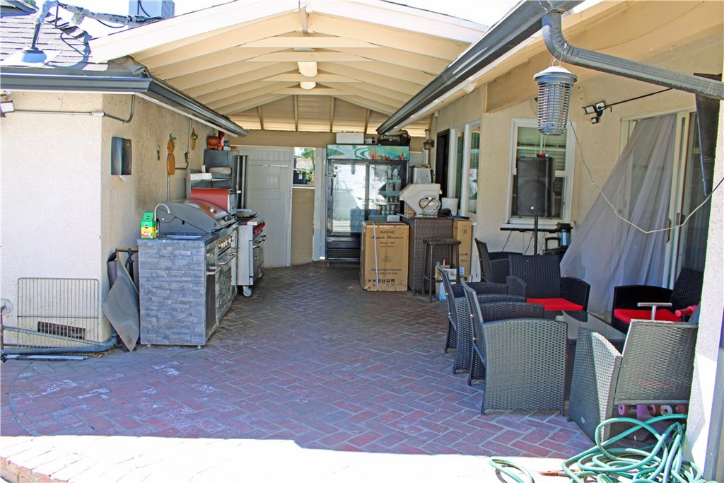 North Hills, California, 91343, United States, 4 Bedrooms Bedrooms, ,3 BathroomsBathrooms,Residential,For Sale,1990989