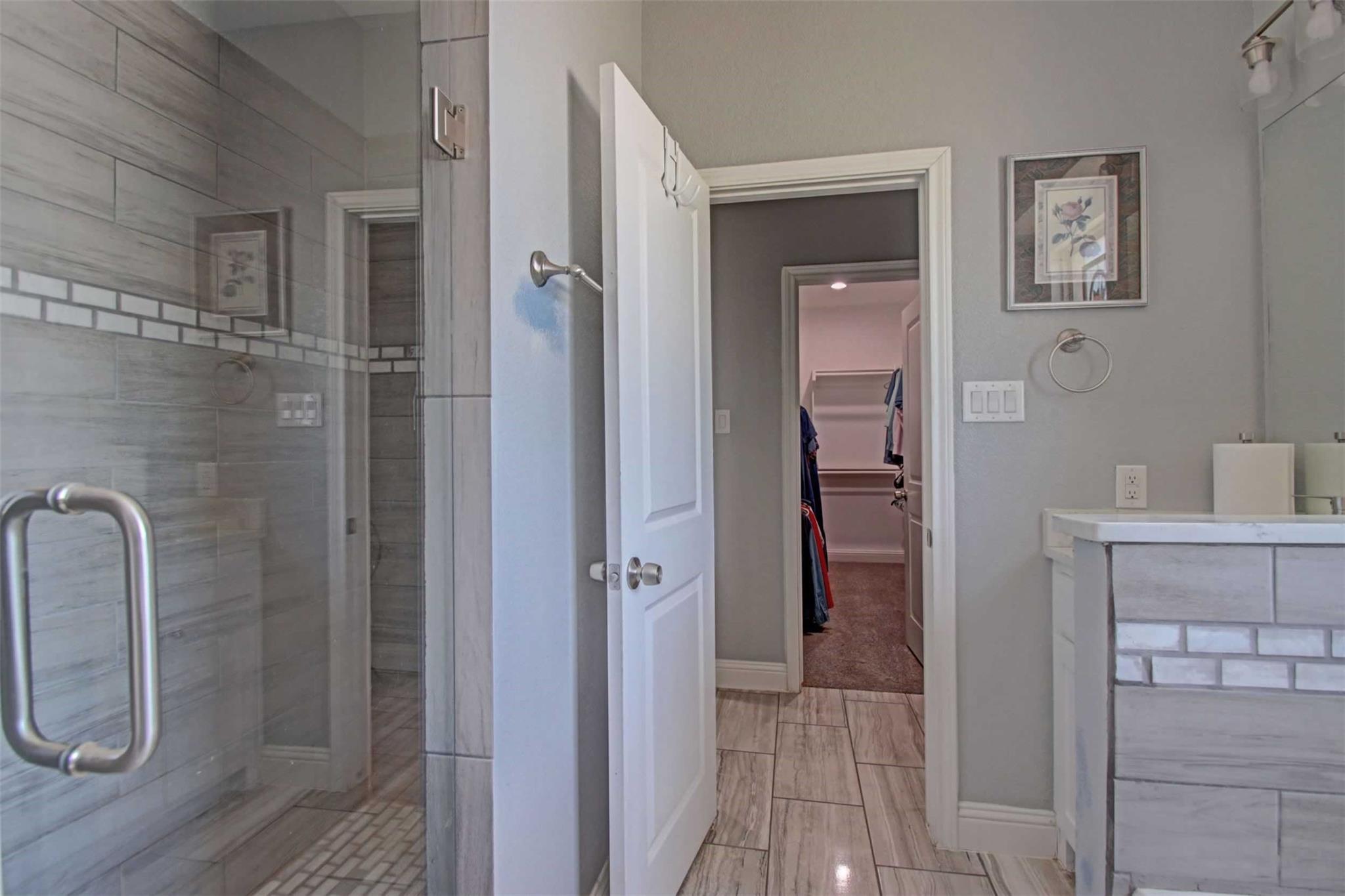 Springtown, Texas, 76082, United States, 4 Bedrooms Bedrooms, ,3 BathroomsBathrooms,Residential,For Sale,1920797