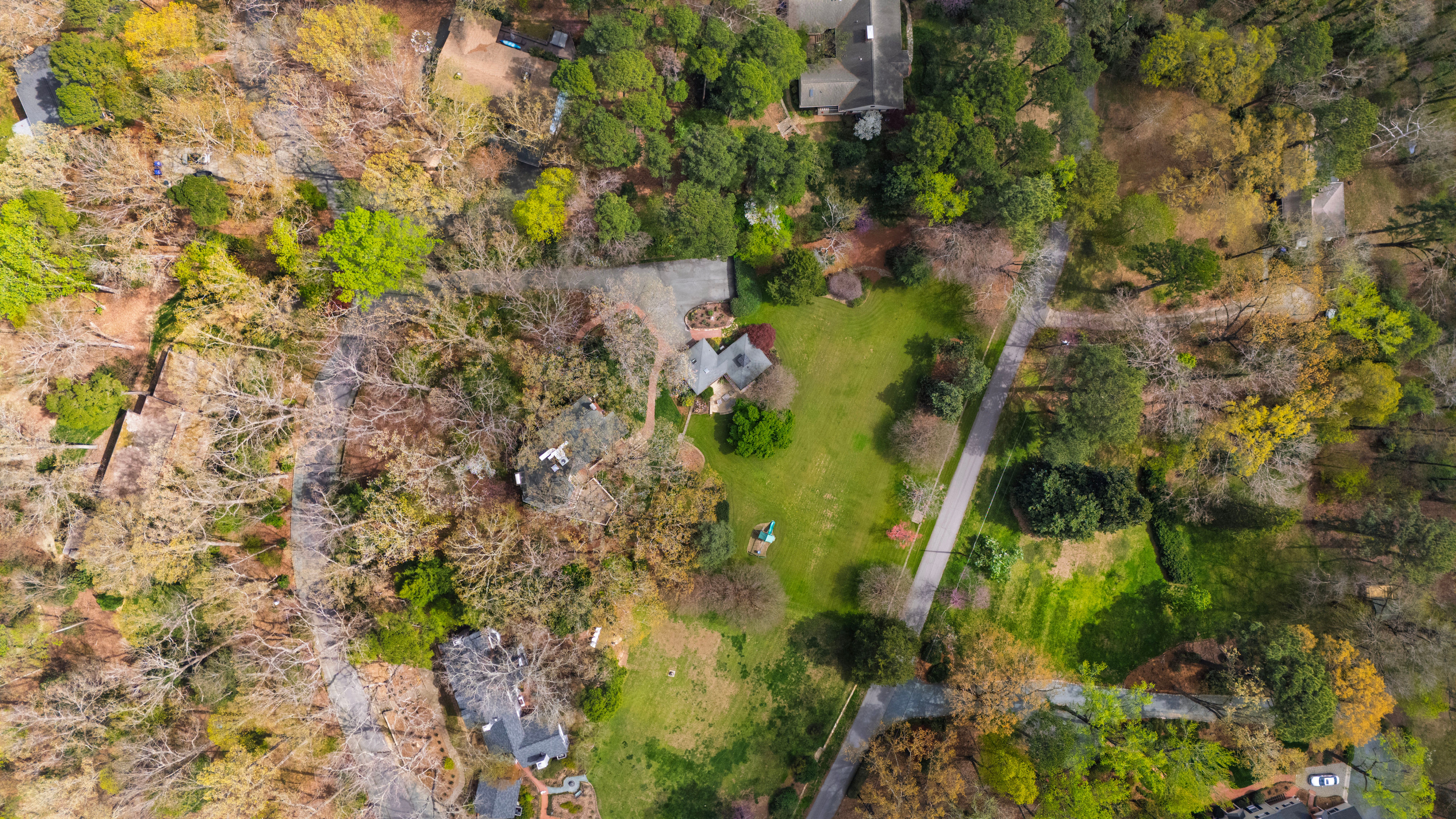  223 Hillcrest Circle, Chapel Hill, NC 27514 - 物件實景