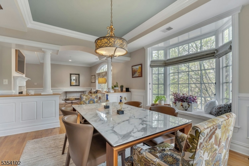 Morristown Town, New Jersey, 07960, United States, 2 Bedrooms Bedrooms, ,3 BathroomsBathrooms,Residential,For Sale,1992916