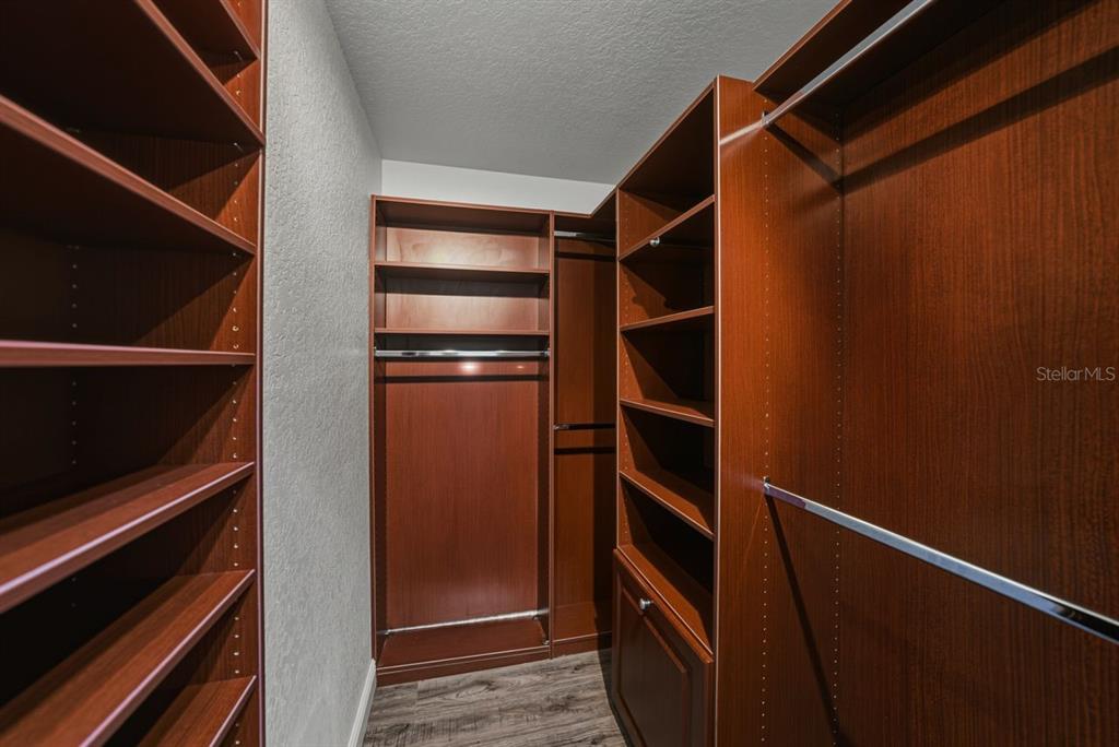 Tampa, Florida, 33602, United States, 2 Bedrooms Bedrooms, ,2 BathroomsBathrooms,Residential,For Sale,2002253