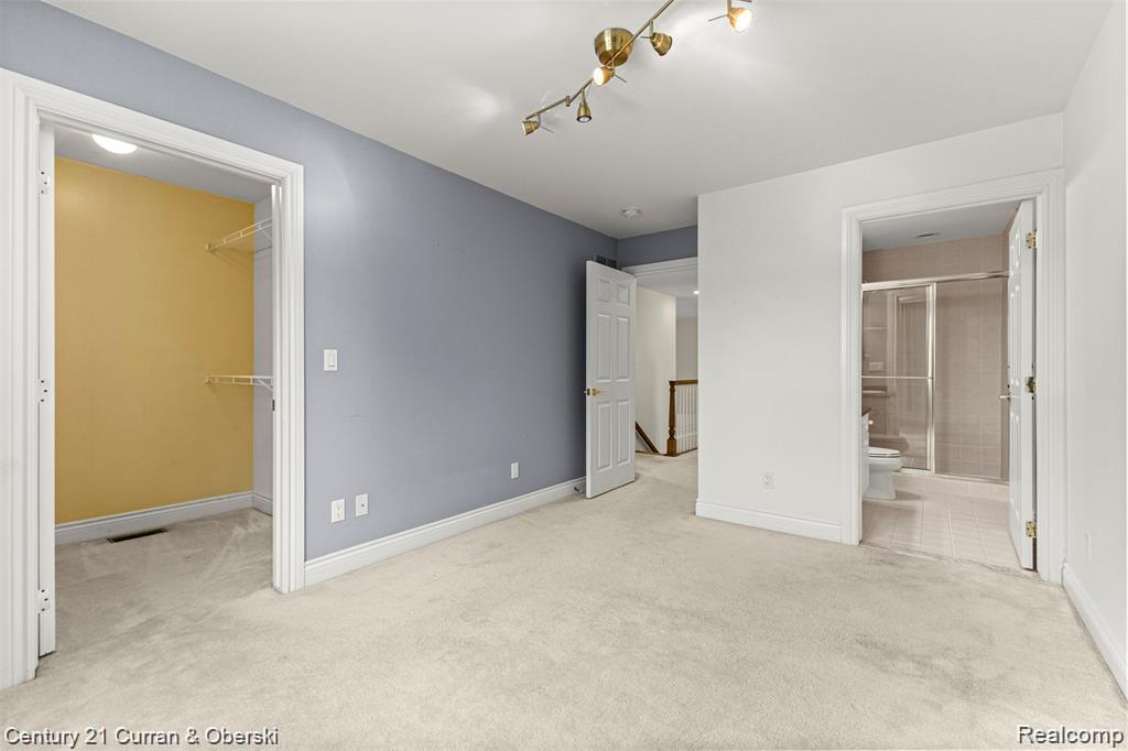 Northville Township, Michigan, 48168, United States, 3 Bedrooms Bedrooms, ,4 BathroomsBathrooms,Residential,For Sale,2024009