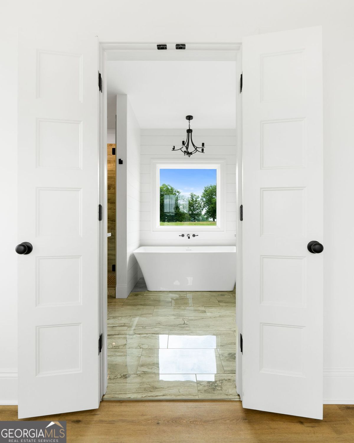 Barnesville, Georgia, 30204, United States, 4 Bedrooms Bedrooms, ,4 BathroomsBathrooms,Residential,For Sale,1859101