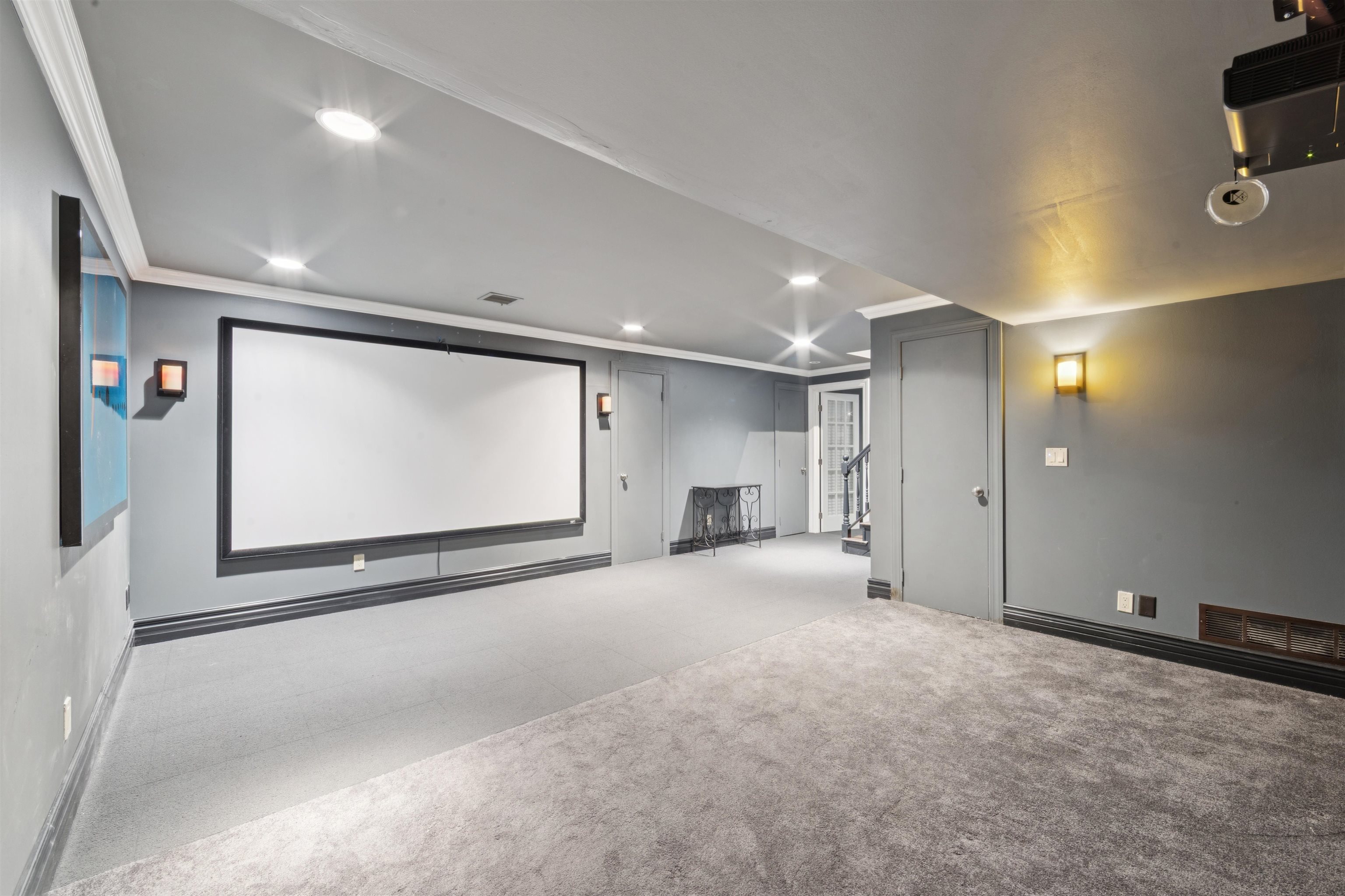 Wichita, Kansas, 67206, United States, 2 Bedrooms Bedrooms, ,4 BathroomsBathrooms,Residential,For Sale,1911450