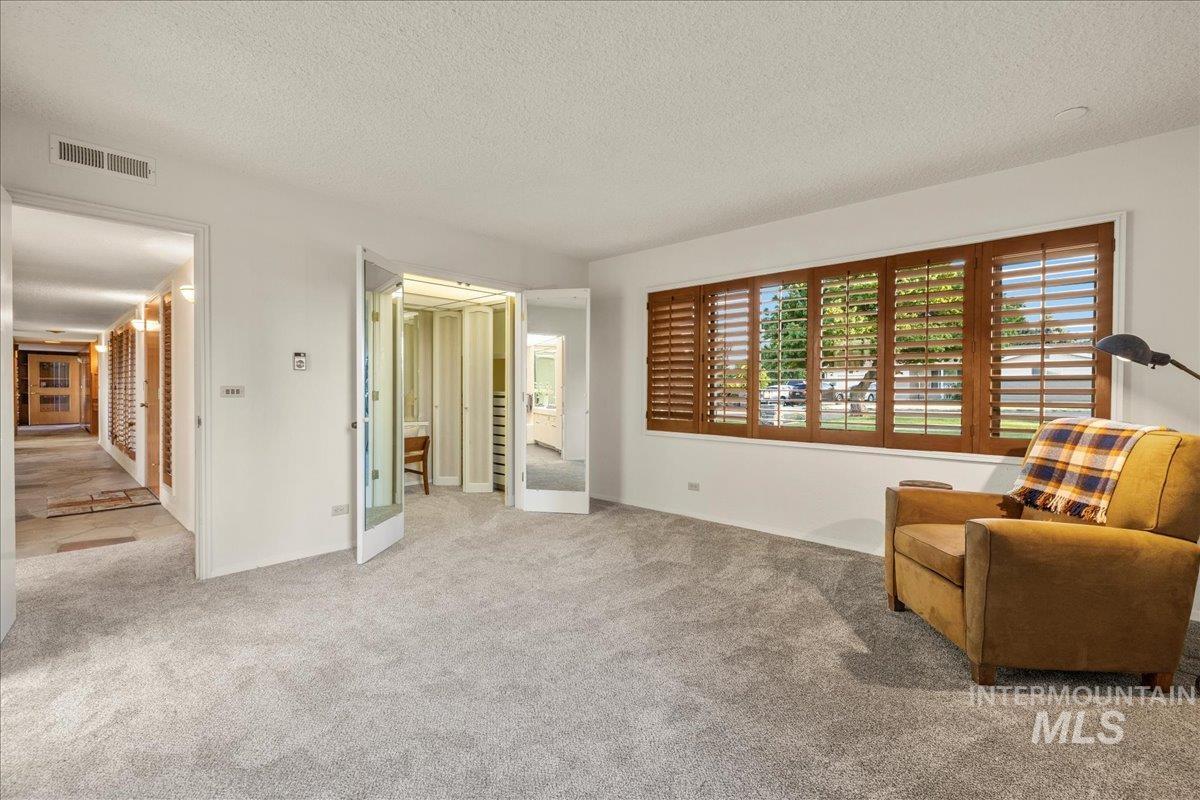 Caldwell, Idaho, 83605, United States, 2 Bedrooms Bedrooms, ,3 BathroomsBathrooms,Residential,For Sale,1979980