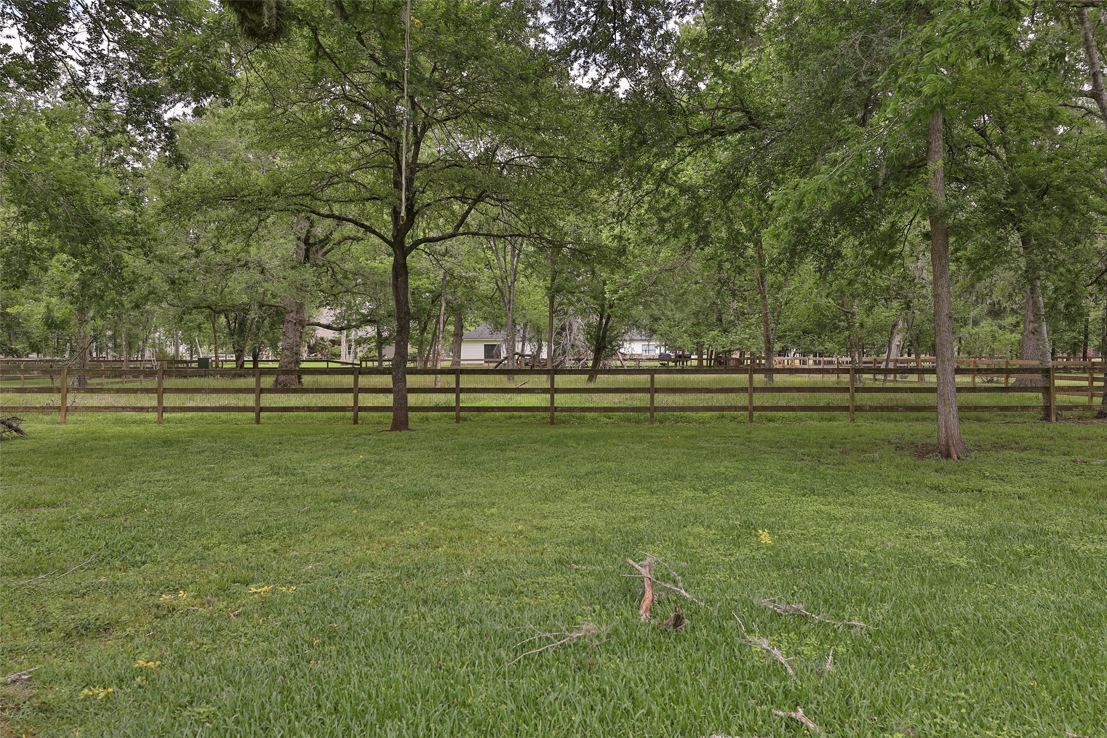  3422 Woodbine Drive - 物件實景