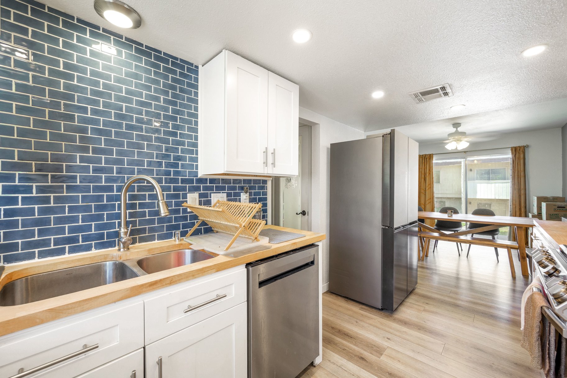  Updated Henderson Townhome in Arrowhead Estates - 物件實景