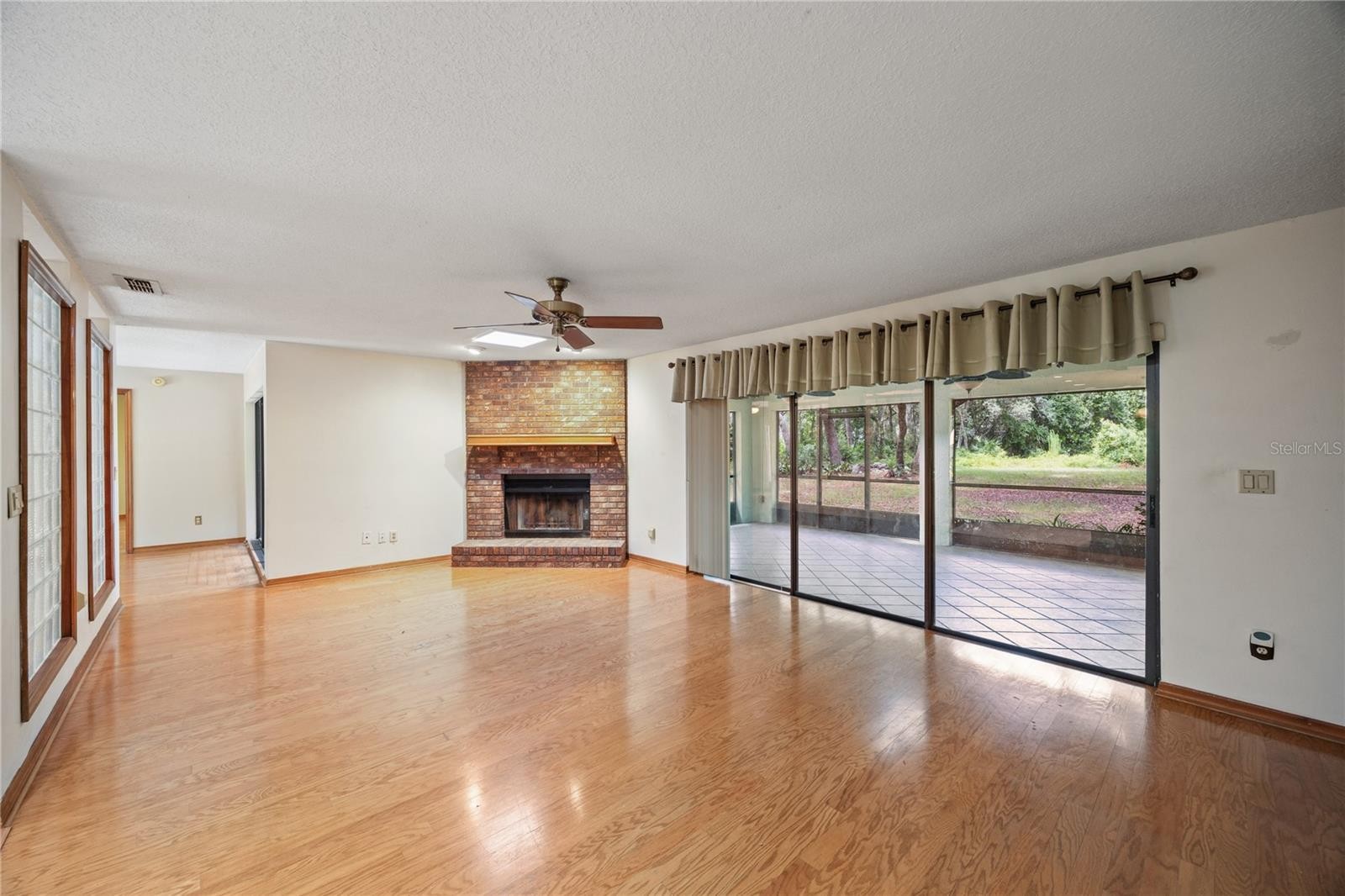 SANFORD, Florida, 32771, United States, 3 Bedrooms Bedrooms, ,2 BathroomsBathrooms,Residential,For Sale,1924466