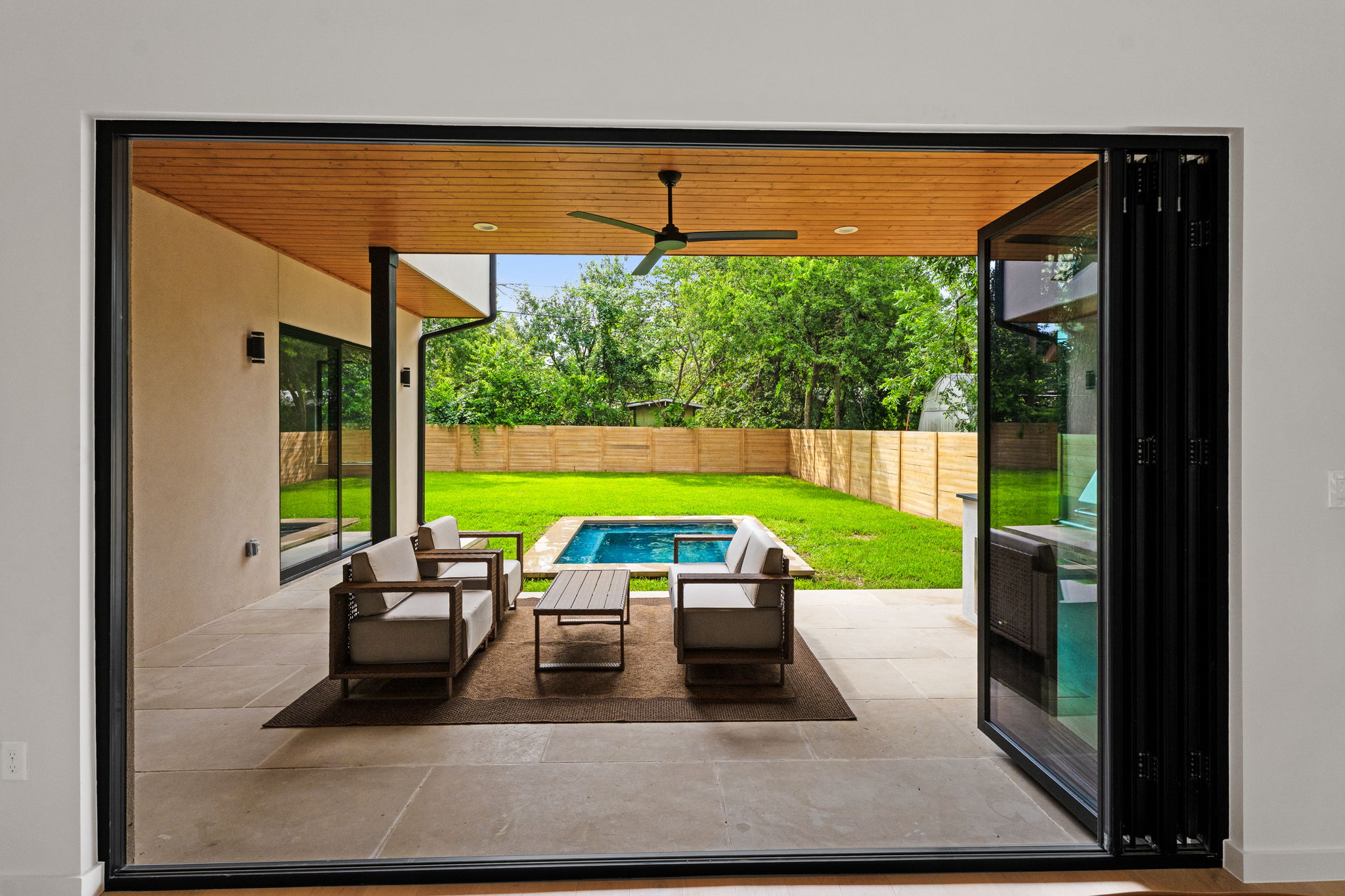  Contemporary Design with Timeless Architecture in South Austin - 物件實景
