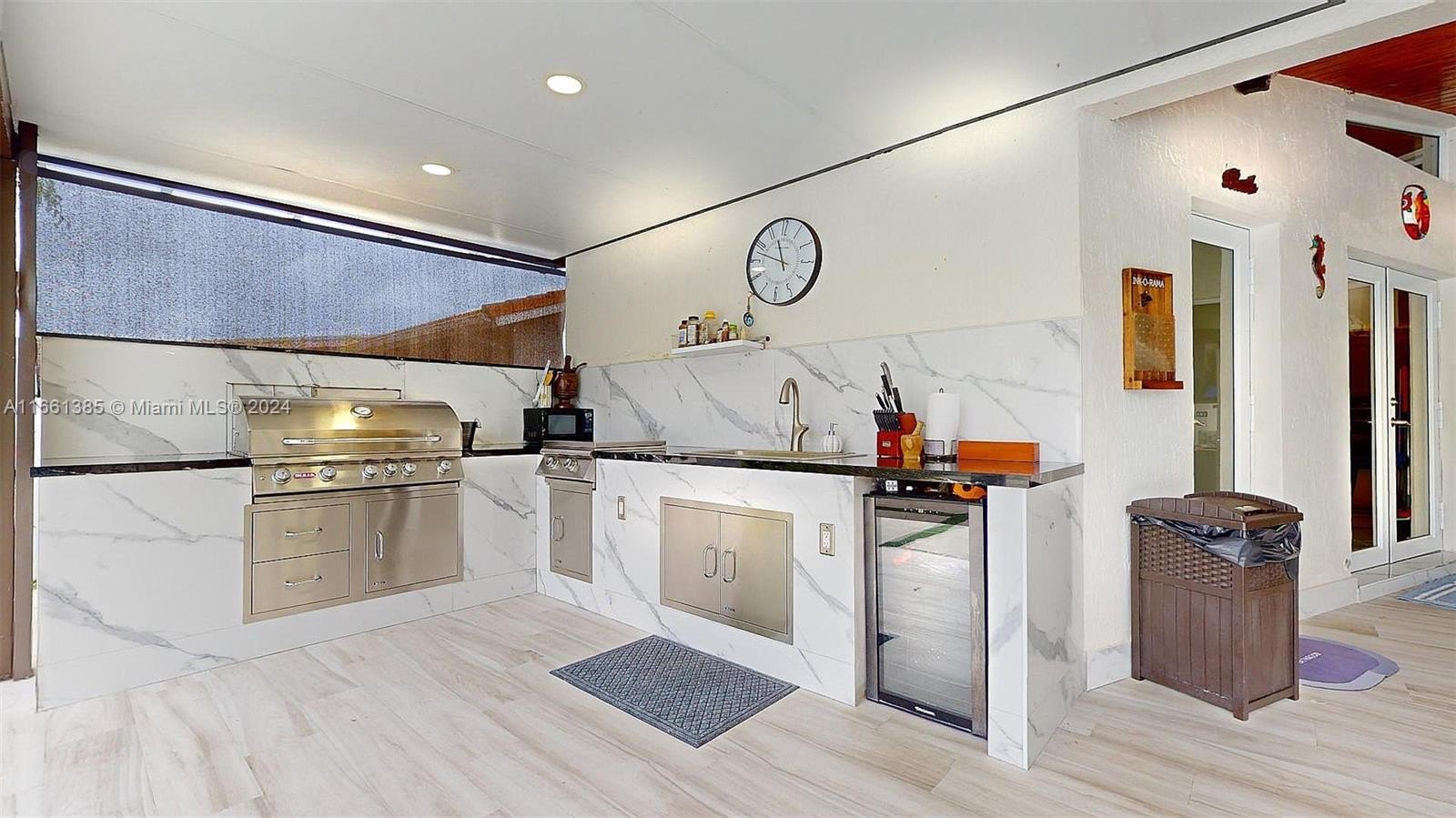 Miami, Florida, 33175, United States, 5 Bedrooms Bedrooms, ,4 BathroomsBathrooms,Residential,For Sale,1978992