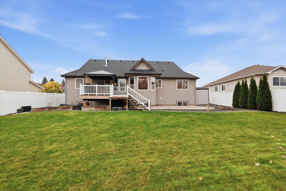 Greenacres, Washington, 99016, United States, 6 Bedrooms Bedrooms, ,3 BathroomsBathrooms,Residential,For Sale,1992048