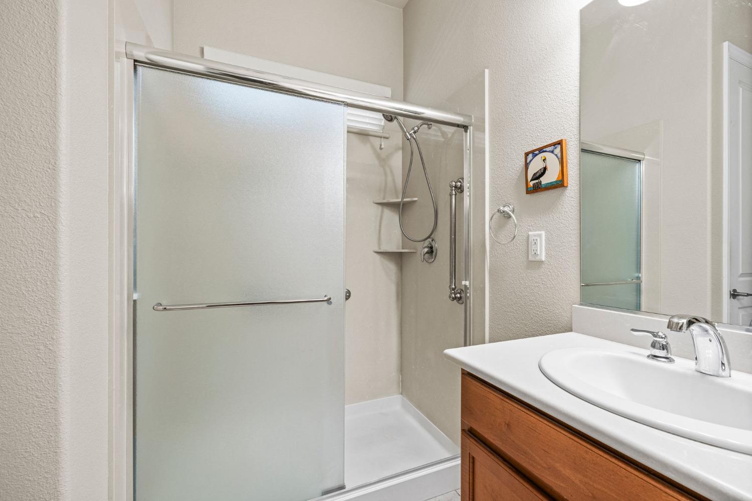 Roseville, California, 95747, United States, 3 Bedrooms Bedrooms, ,2 BathroomsBathrooms,Residential,For Sale,1924391