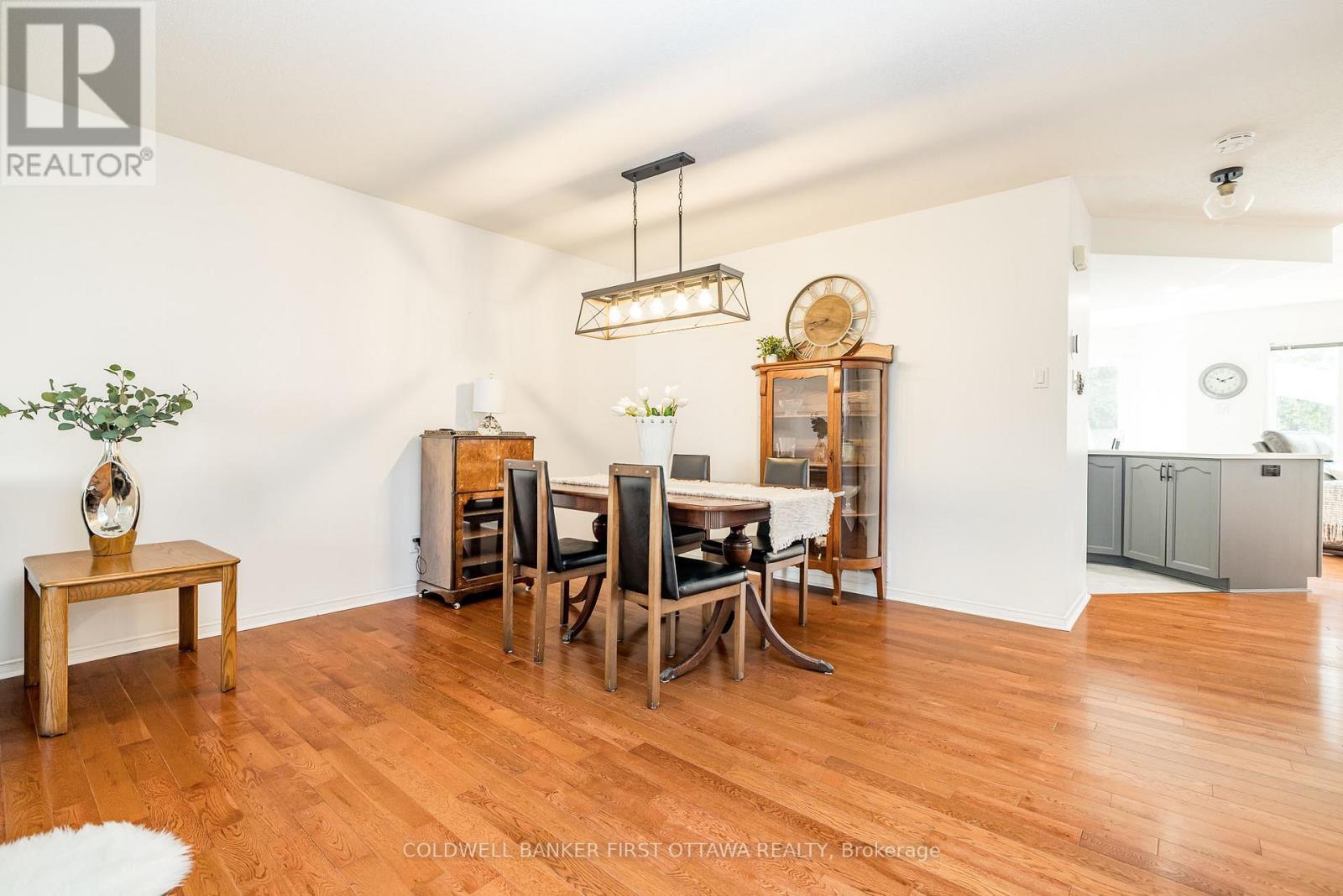 OTTAWA, Ontario, K2G 6N5, CA, 3 Bedrooms Bedrooms, ,2 BathroomsBathrooms,Residential,For Sale,1950028