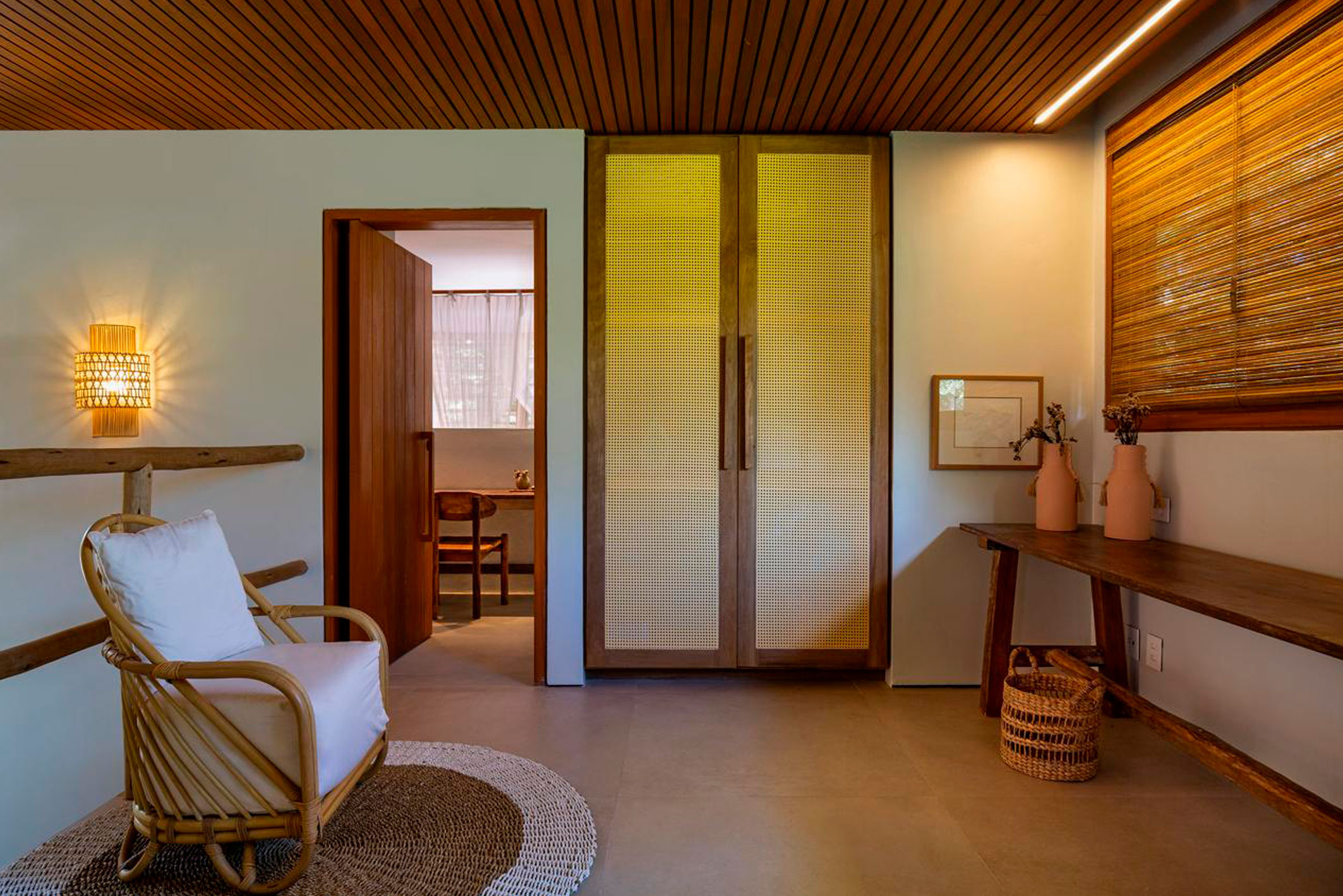  House by Guido Ramos Integrated with Nature in Trancoso - 物件實景
