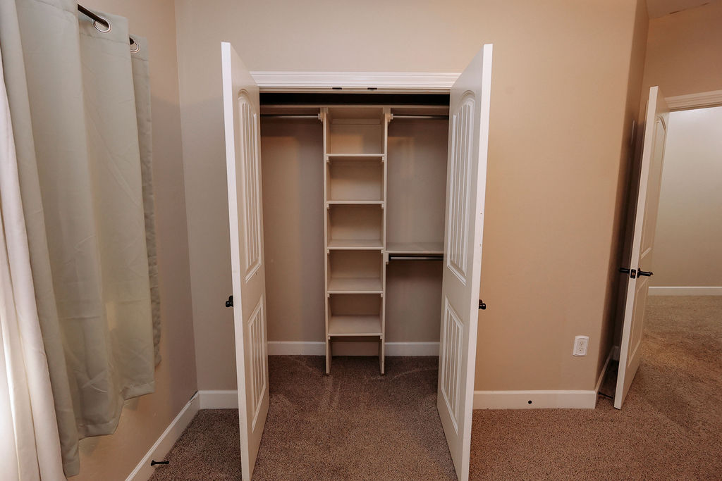 Carlsbad, New Mexico, 88220, United States, 4 Bedrooms Bedrooms, ,3 BathroomsBathrooms,Residential,For Sale,1975049