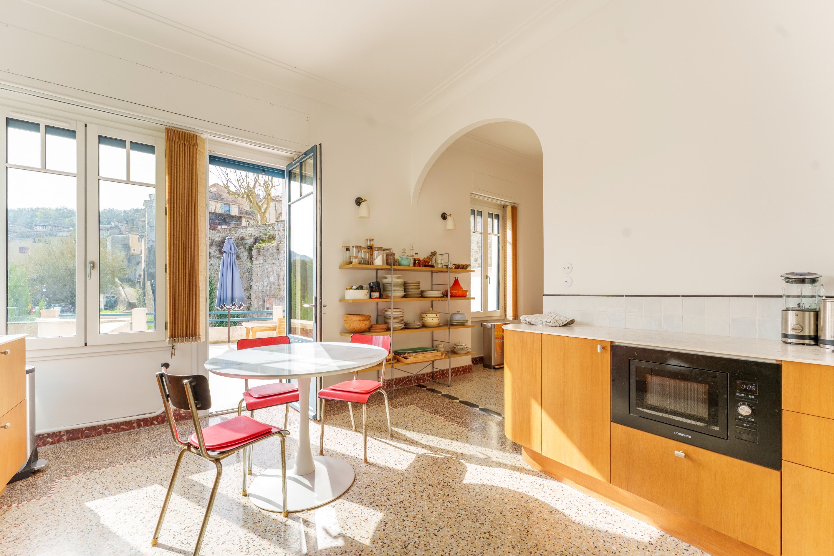  Art Deco Waterfront Masterpiece: A Rare 1930s Gem in Sauve, Gard - 物件實景