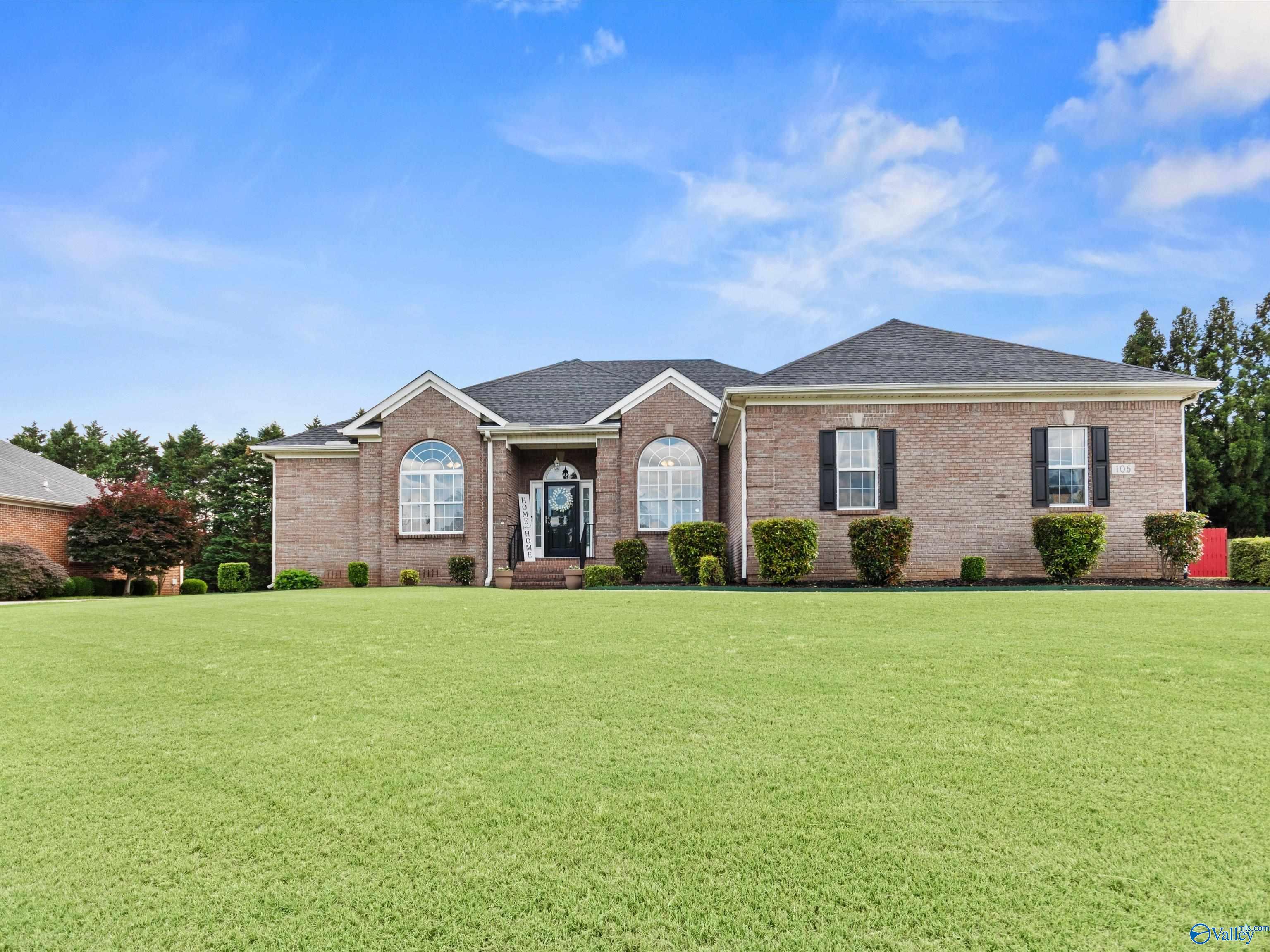 Silver Strand Trl, Huntsville, AL 35806 #1