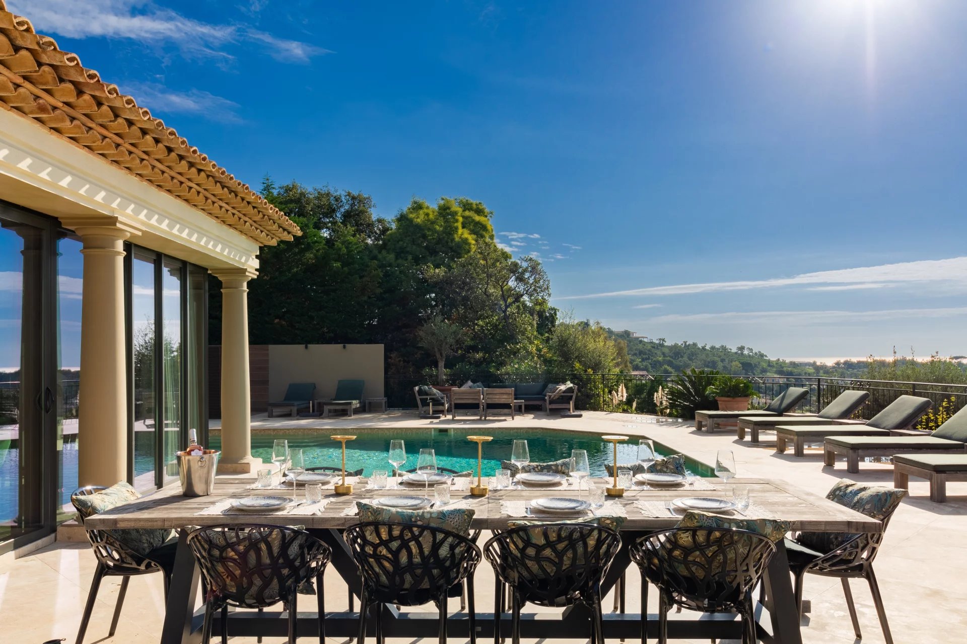 Sainte-Maxime, Provence-Alpes-Côte d’Azur, 83120, FR, 6 Bedrooms Bedrooms, ,6 BathroomsBathrooms,Residential,For Sale,1866313